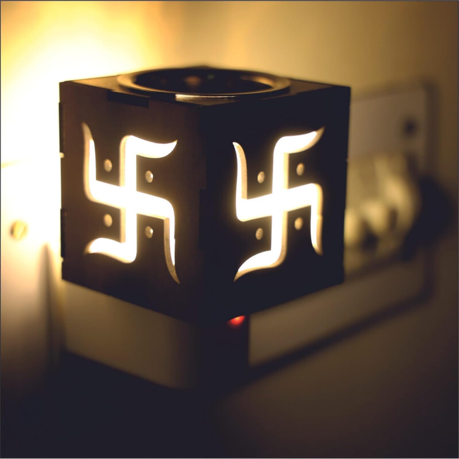 Electric Camphor Diffuser & Burner - Swastik Kapoor Dani for Aromatherapy, Incense, and Dhoop | Multipurpose Electric Camphor Burner for Home, Yoga, Meditation & Spiritual Ceremonies | PANCA Electrical Kapoor Dani
