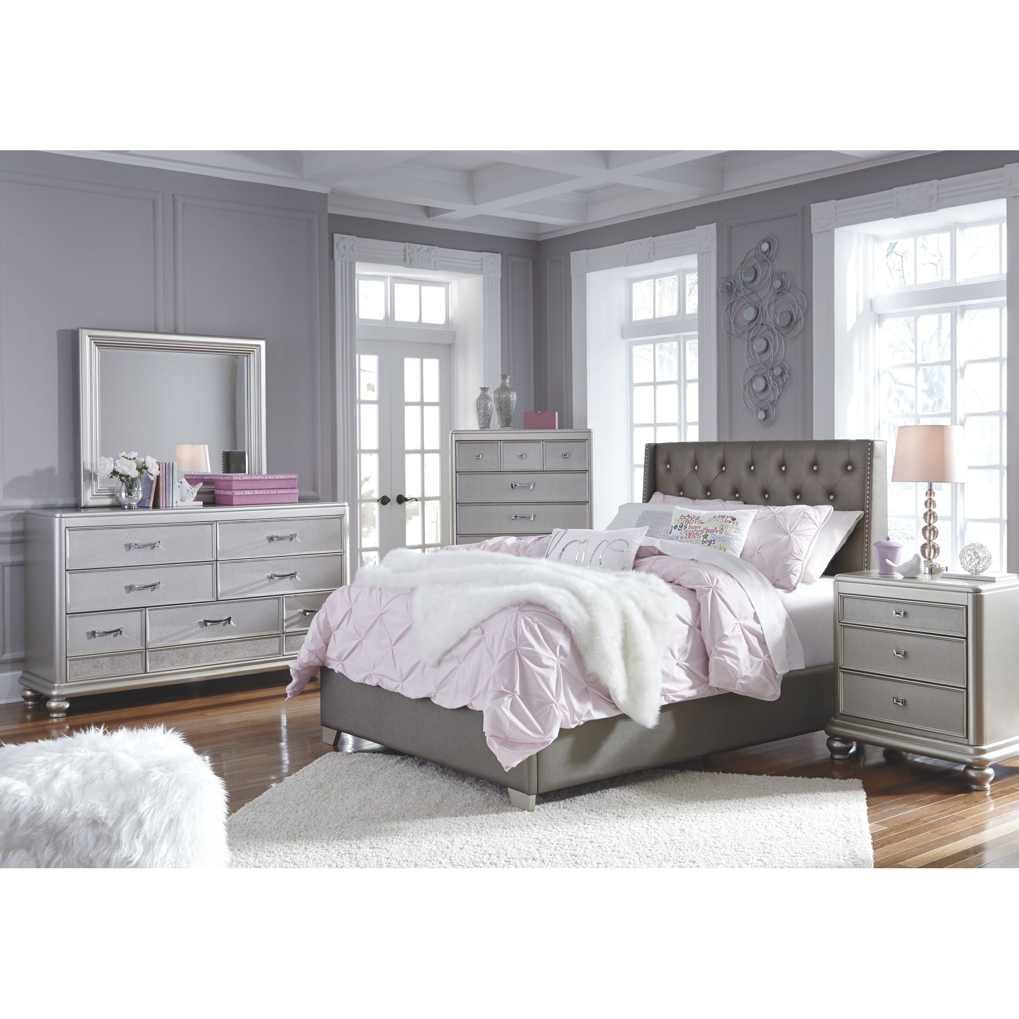 Ashley Coralayne 3-Piece Queen Bedroom Set - Modern Bed Frame with Nightstands - Perfect for Master Bedroom, Guest Room & Apartment Decor