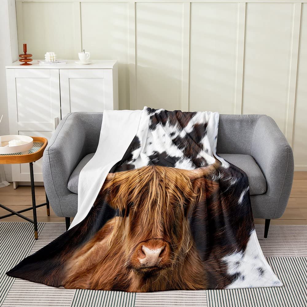 Highland Cattle Throw Blanket - Soft Cow Fur Fleece Blanket for Kids, Teens & Adults - Farmhouse Animal Print Decor (30x40 Inches) - Perfect for Bedroom, Nursery, Sofa & Winter Cozy Nights