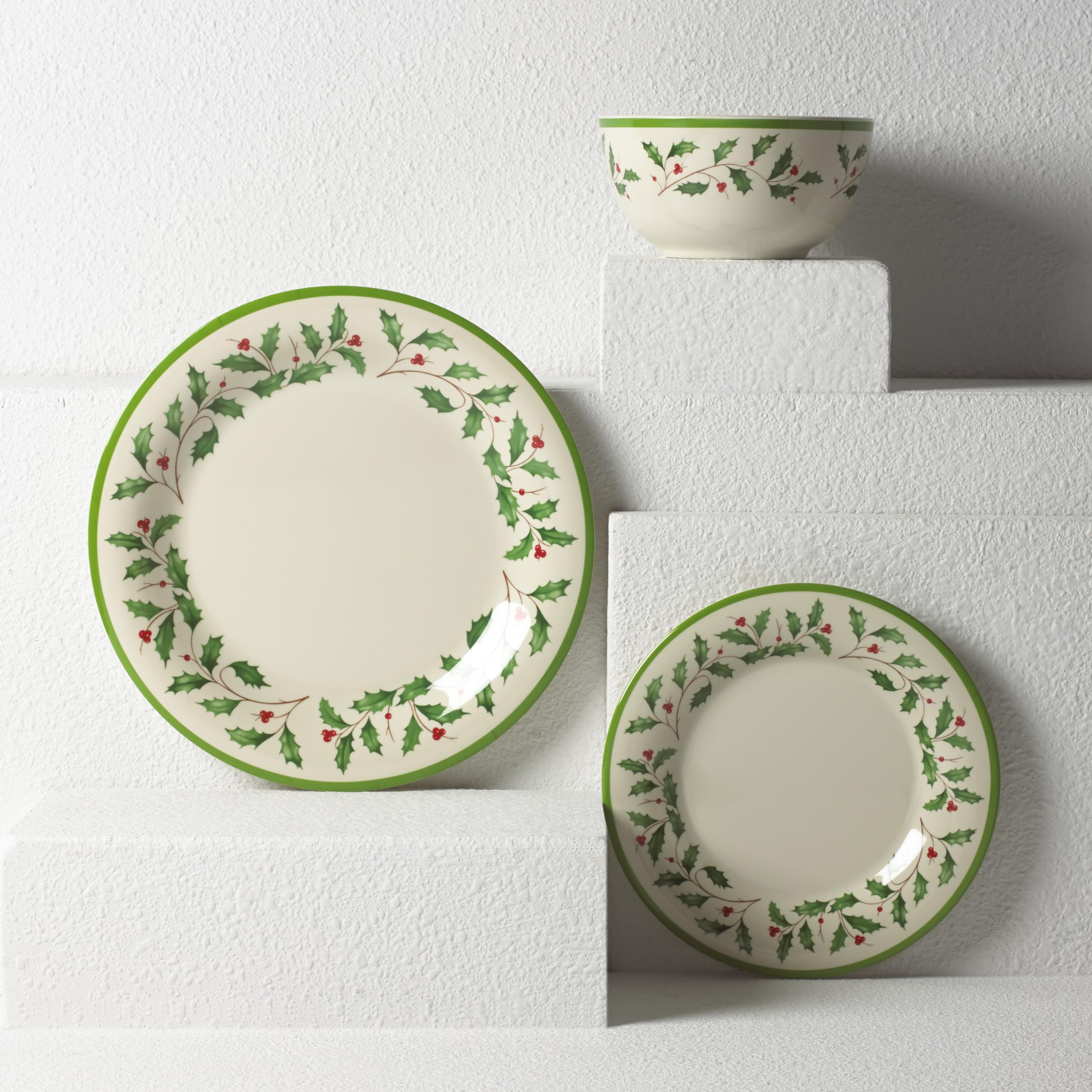 Lenox 863669 Holiday 4-Piece Melamine Dinner Plate Set - Christmas Dinnerware for Festive Gatherings & Hosting - Perfect for Holiday Parties, Family Dinners & Special Occasions