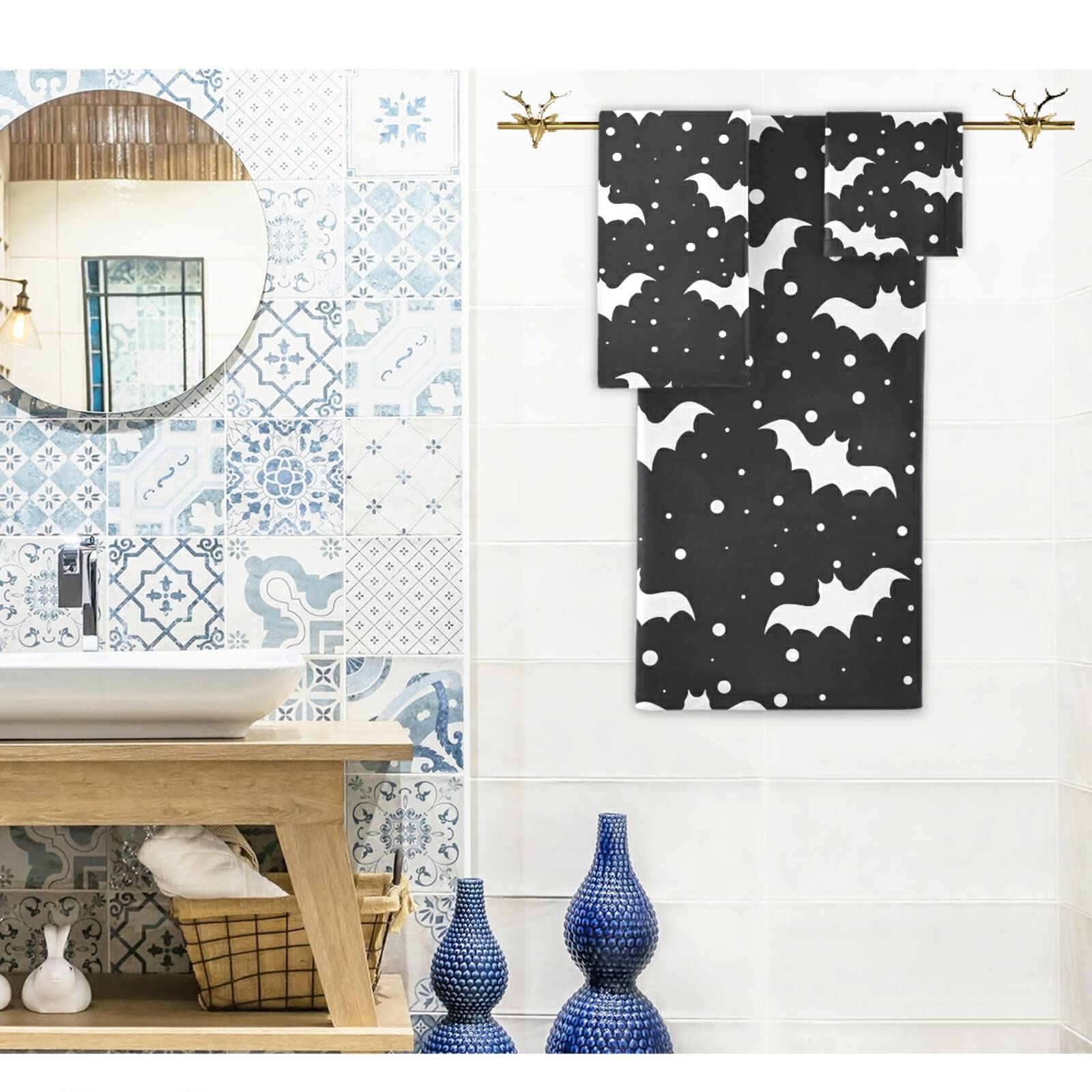 Soft Halloween Black & White Bats Bath Towel Set - 1 Bath Towel, 1 Hand Towel & 1 Washcloth | Perfect for Bathroom Decor, Spa, Beach & Holiday Gift | Cozy Cotton Towels for Home, Hotel & Kitchen Use