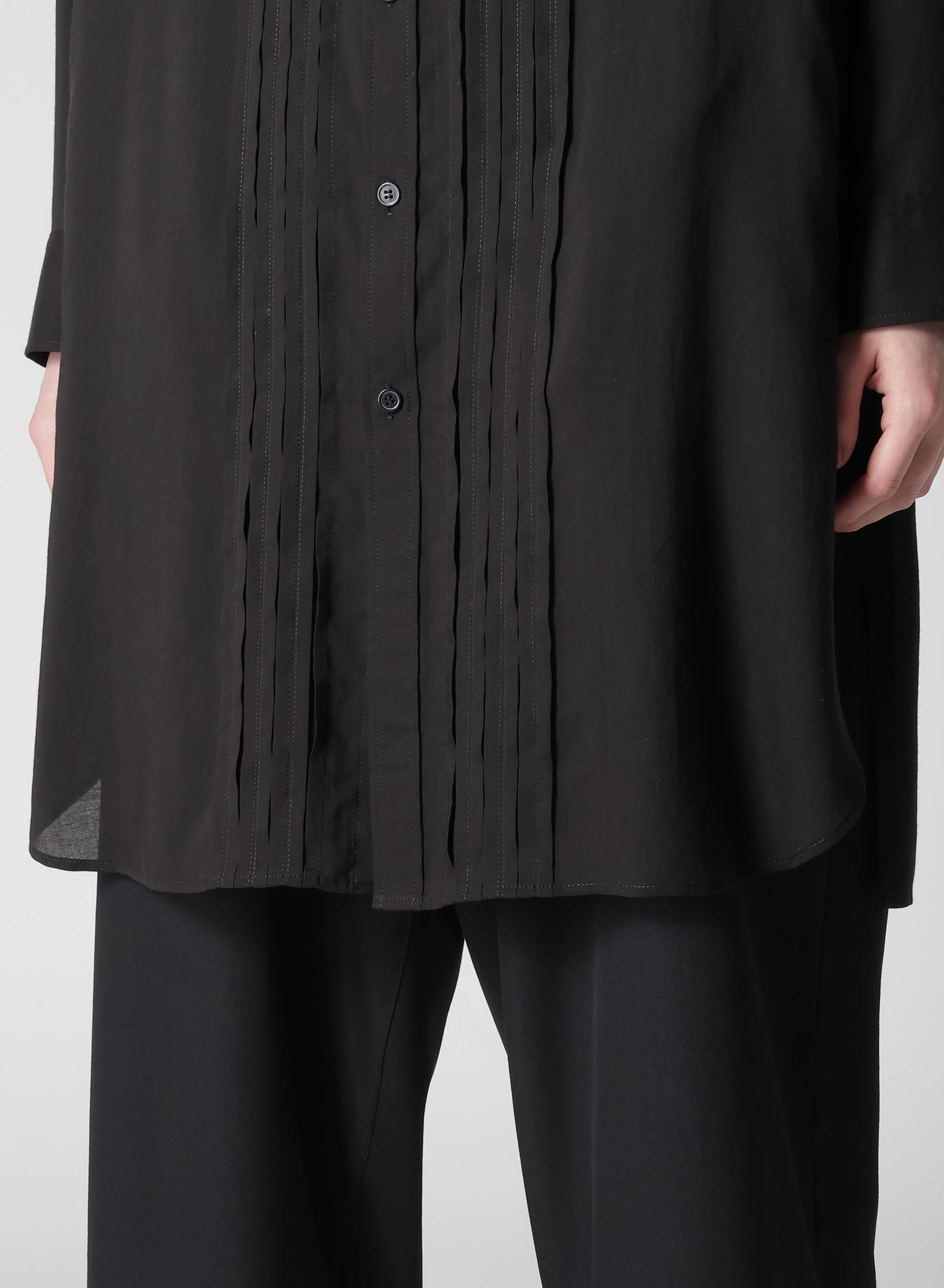 Stylish Cellulose Loaned Fitted Tucked Blouse for Women - Perfect for Office Wear, Casual Outings & Special Occasions