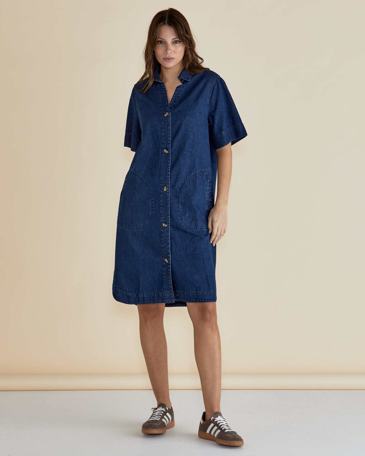 Betty Basics Dawson Vintage Wash Denim Dress - Women's Casual Blue Jean Dress for Everyday Wear, Date Night & Outfits