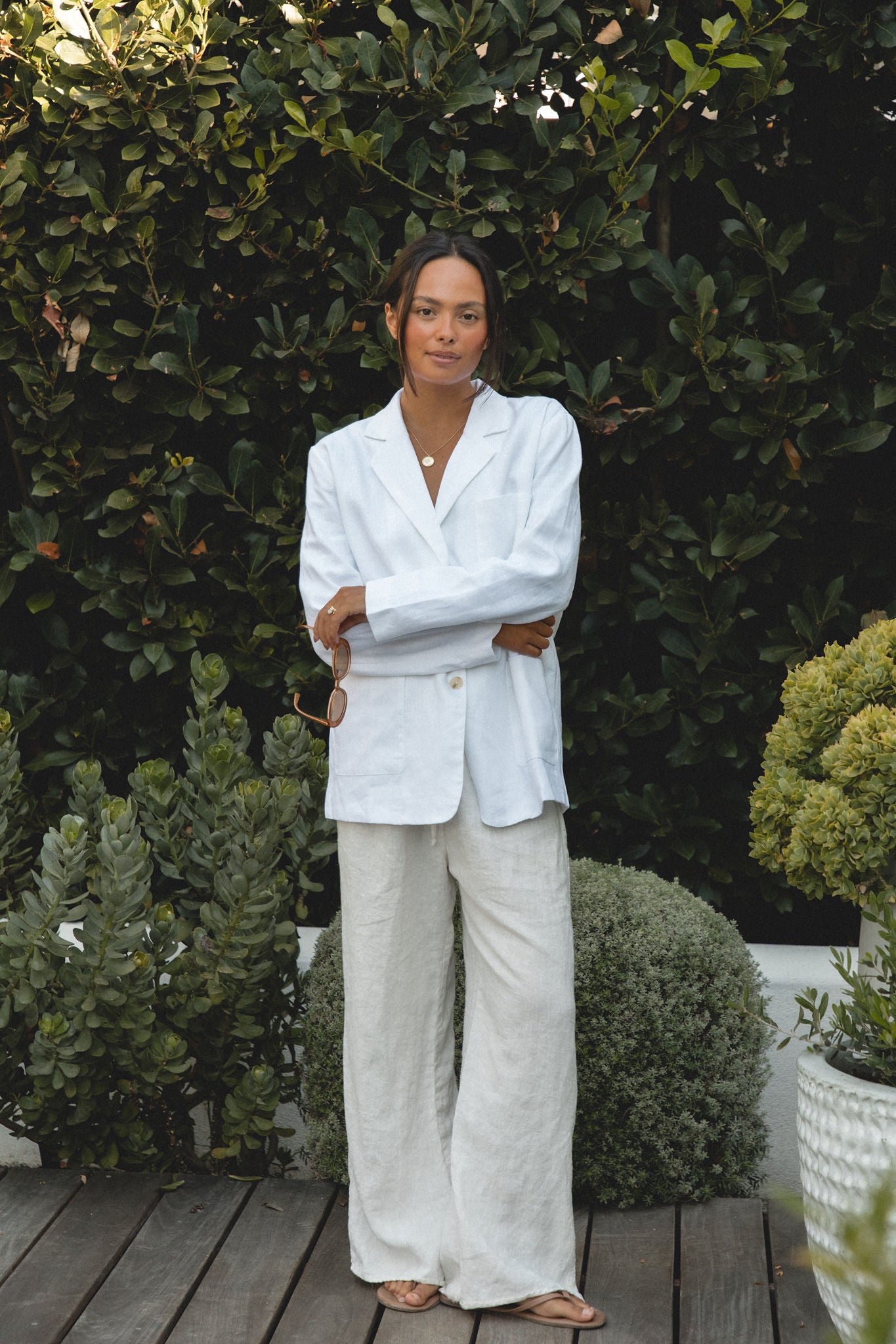 Stylish Women's Linen Blazer for Summer - Lightweight Breathable Beach Wedding Jacket - Perfect for Seaside Parties, Outdoor Events & Office Wear