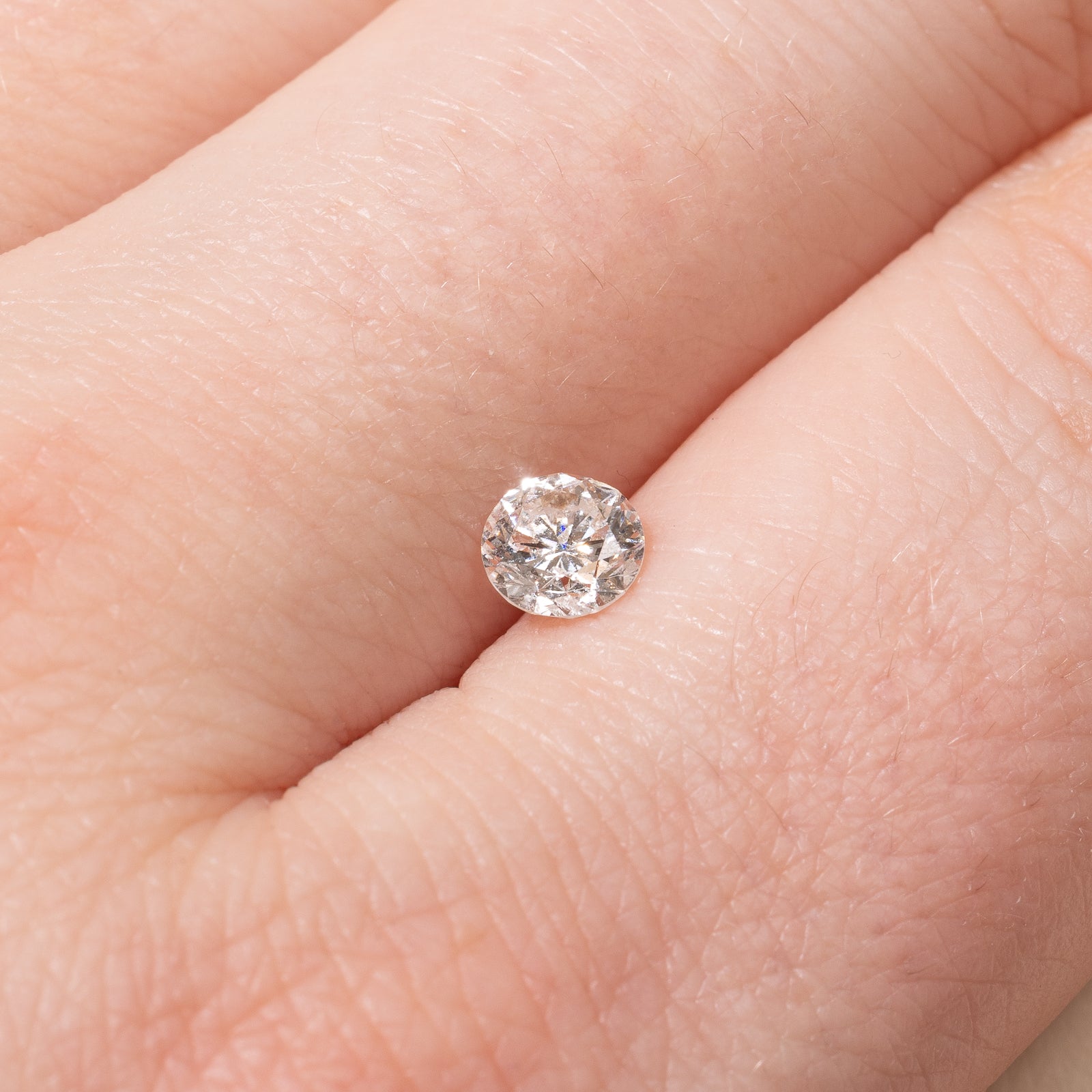 0.50ct Round Brilliant Cut Loose Maple Leaf Diamond - I1 F Color | Perfect for Engagement Rings, Wedding Bands & Fine Jewelry