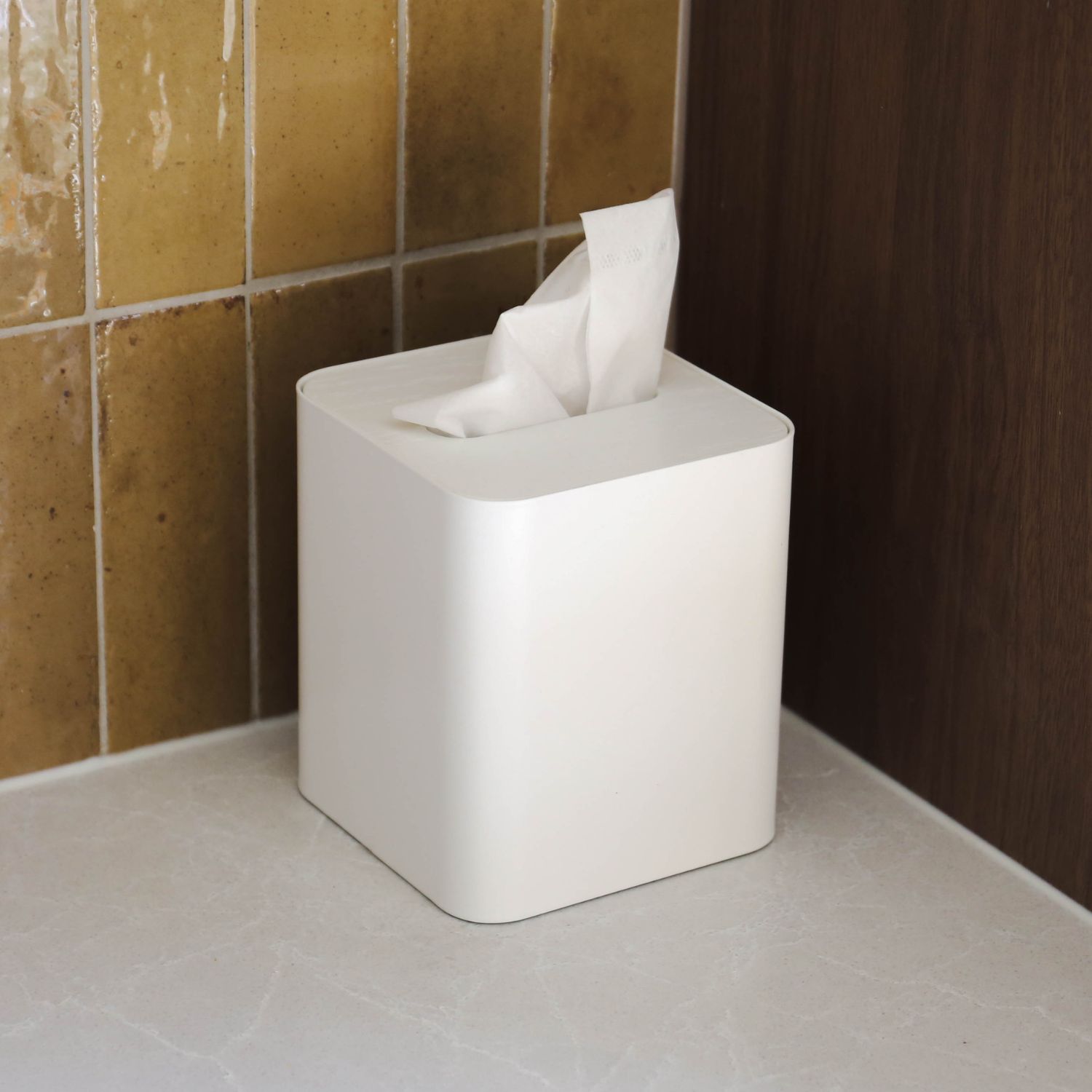 Square Tissue Box Cover - Modern White Home Decor for Living Room, Bedroom & Bathroom | Stylish & Functional Tissue Holder for Home & Office Use
