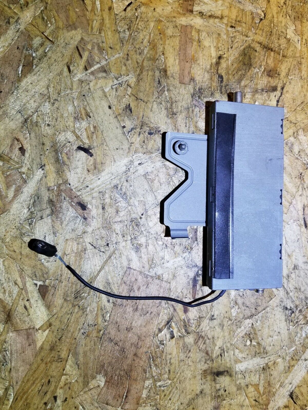 2006-2011 Cadillac DTS Radio Antenna Control Module 1526866 OEM Replacement - Perfect for Car Audio System Upgrades & DIY Repairs