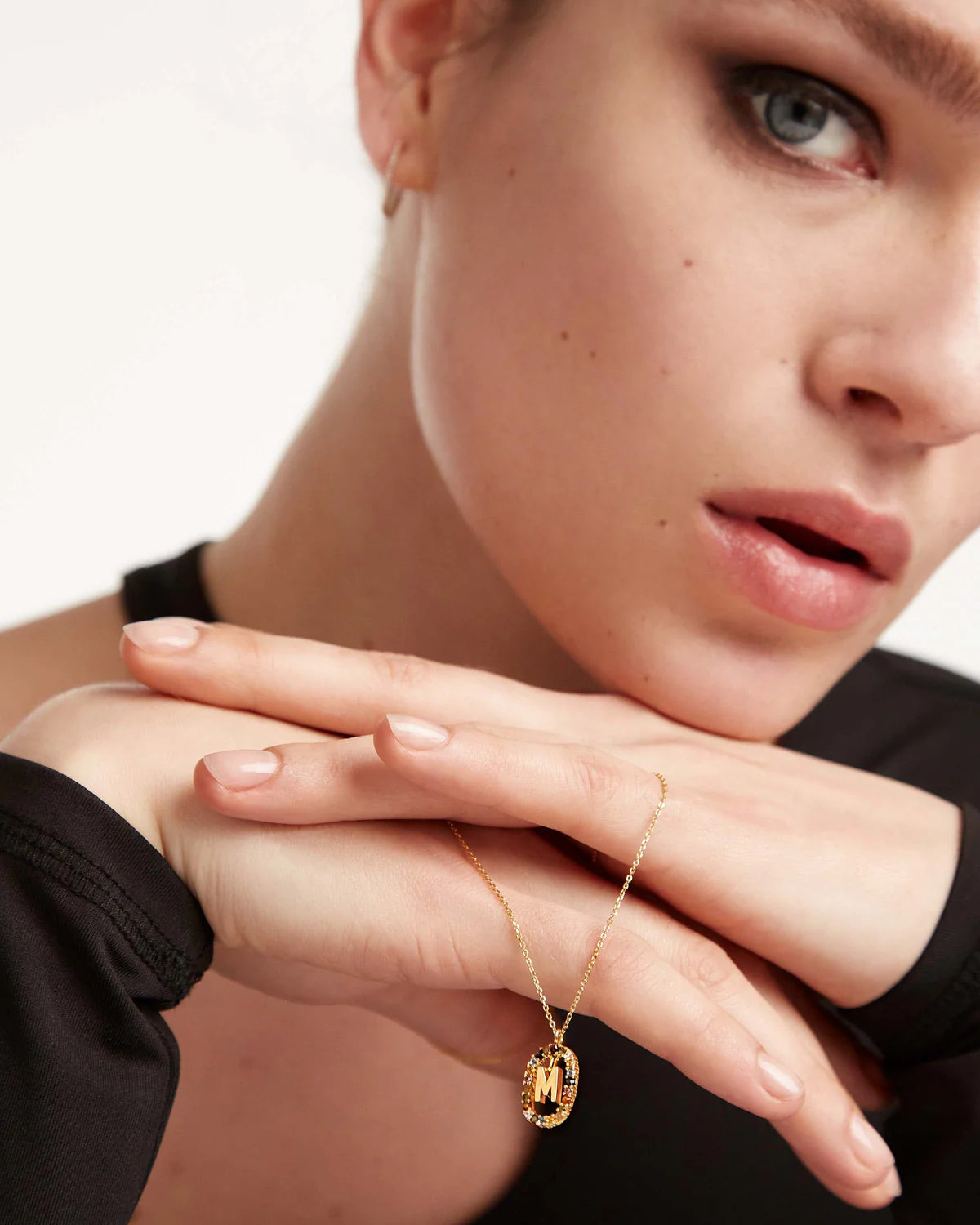 18ct Yellow Gold Vermeil Letter M Necklace - Personalized Initial Necklace for Women, Elegant Monogram Jewelry Gift for Her - Perfect for Birthdays, Anniversaries & Everyday Wear