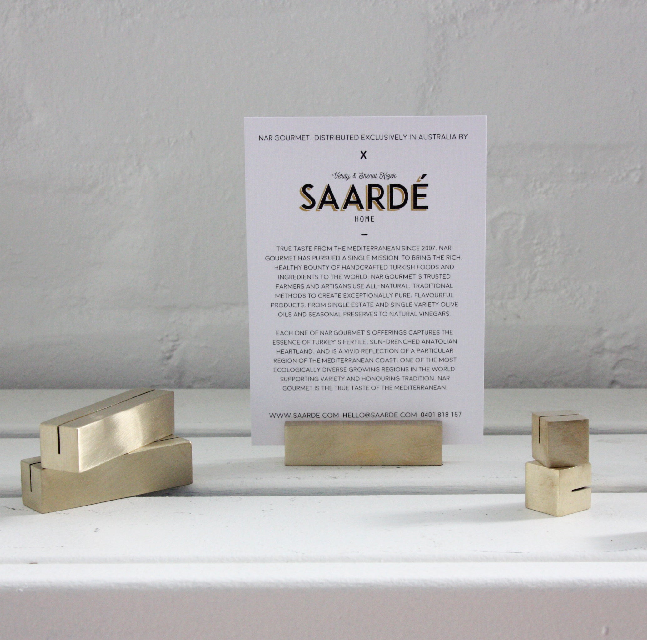 Elegant Brass Photo and Card Holder - Compact Size for Desk Display, Wallet Organization, and Gift Giving