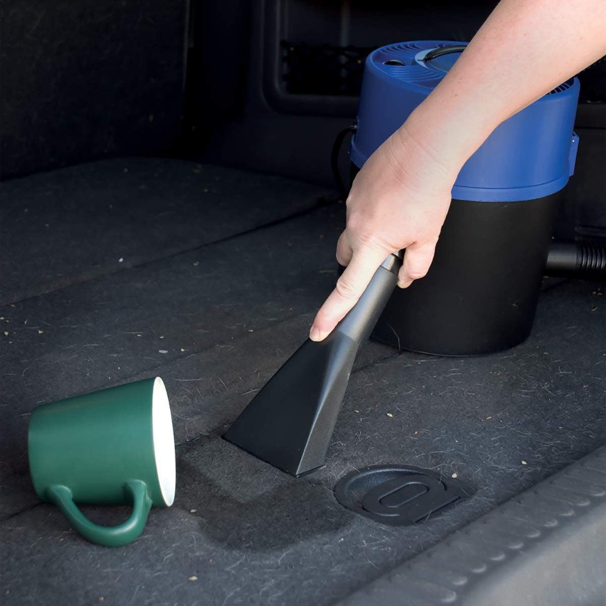 RoadPro RPSC-807 12V Portable Wet Dry Vacuum Cleaner - Car, RV & Home Use for Quick Spill Cleanup