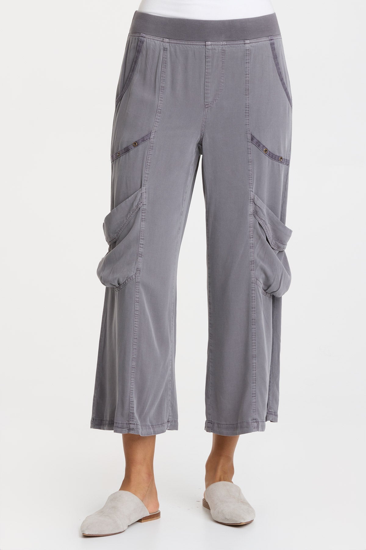 Stylish Twill Faulkner Crop Top for Women | Trendy Casual & Streetwear Outfit | Perfect for Summer, Layering & Everyday Wear