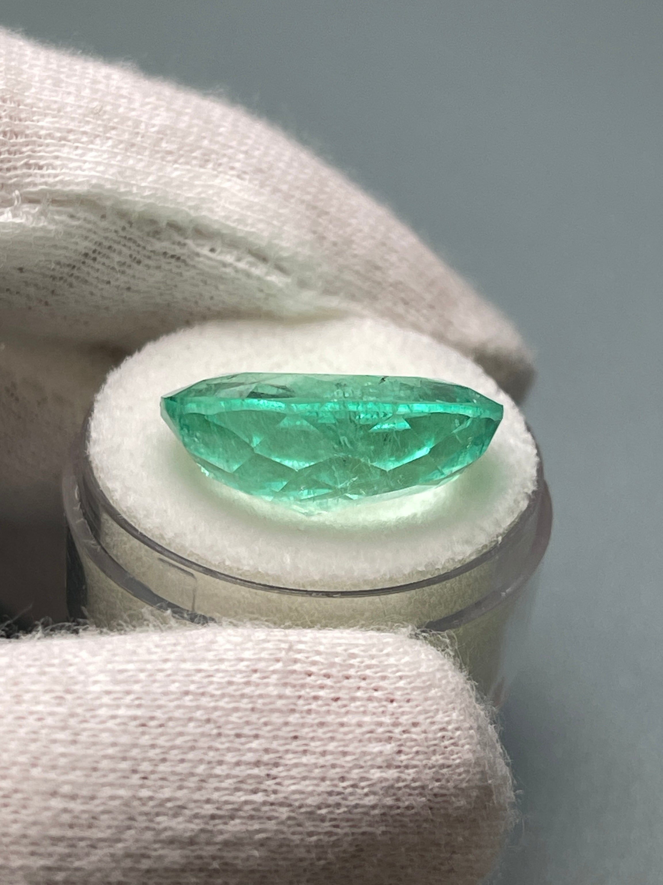 Premium 19.15tcw 20x18mm Oval Cut Loose Colombian Emerald Gemstone - Light Green Bubbly Natural Emerald for Jewelry Making, Engagement Rings & Luxury Gifts