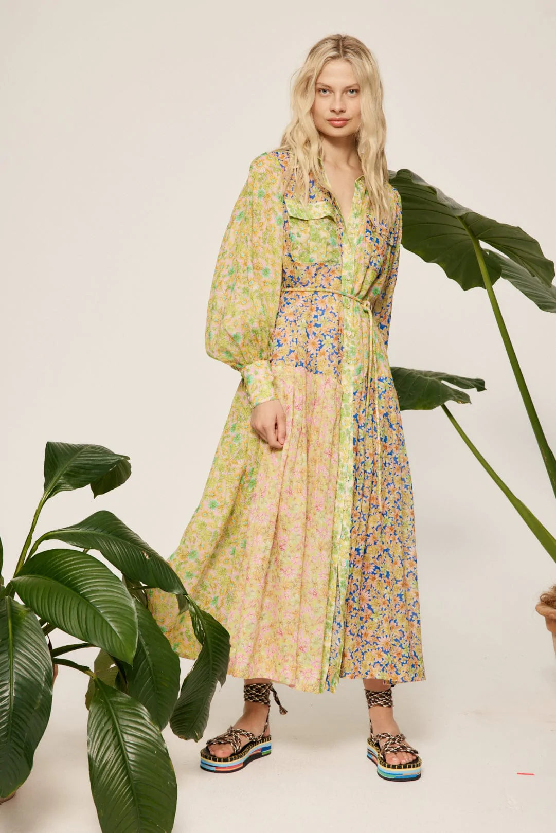 Vintage Floral Daisy Patchwork Shirtdress for Women - Boho Chic Summer Dress for Casual Outings, Beach Cover-Up, and Picnic Dates