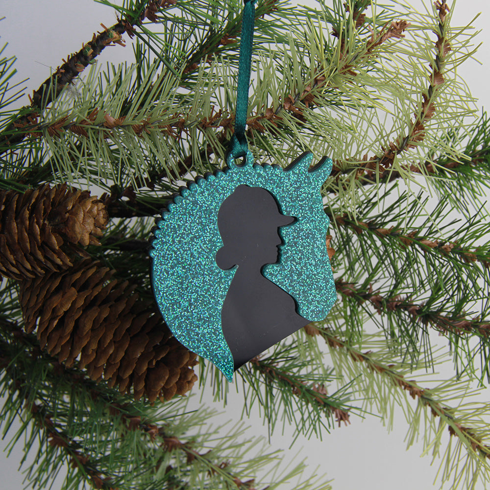 Hunter Jumper Horse Show Ornament - Elegant Equestrian Decor for Christmas Tree, Gift for Horse Lovers & Riders - Perfect for Show Jumping Competitions, Barn Displays & Holiday Celebrations