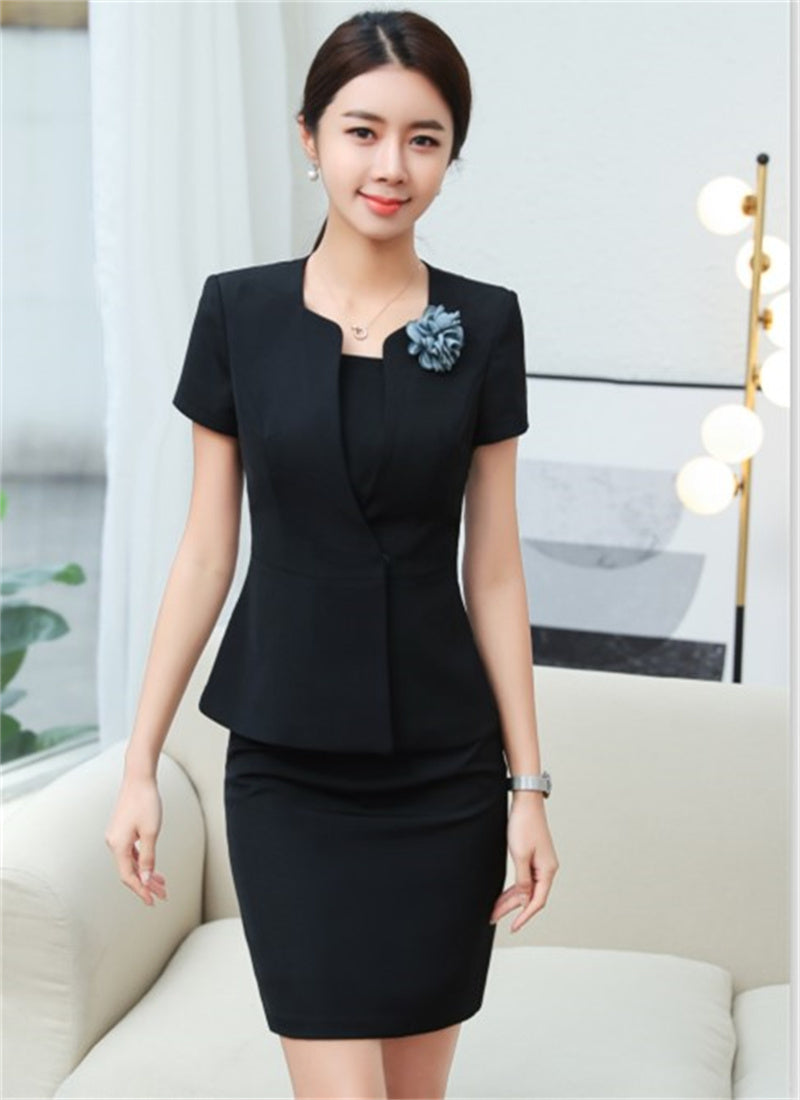 Professional Suit for Lobby Manager - Formal Workwear for Jewelry Shop Staff - Perfect for Business Attire & Customer Service Scenarios