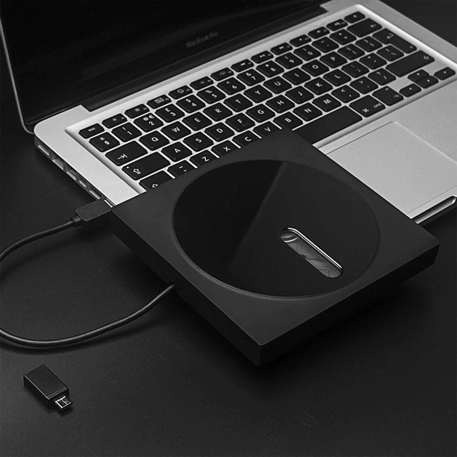 Newwyt Portable USB C External DVD Drive - USB 3.0 DVD/CD Burner & Player for Laptop, Notebook, MacBook - Perfect for Watching Movies, Burning Discs, Installing Software & Data Backup