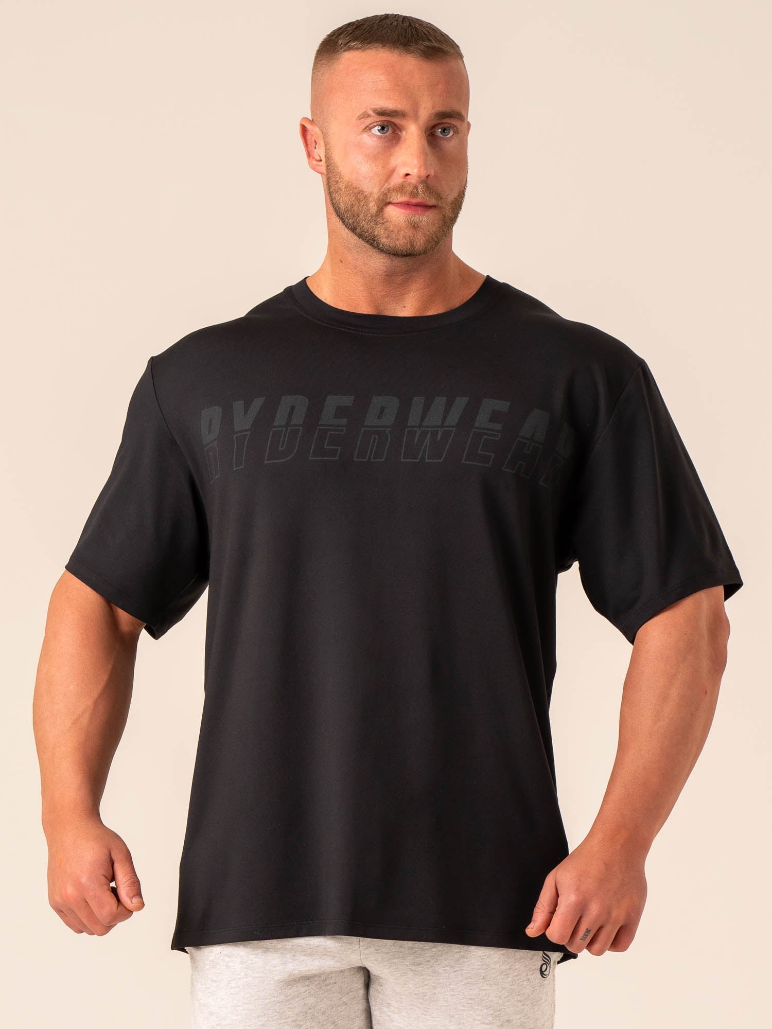 Soft Tech Oversized T-Shirt for Men & Women - Comfortable & Stylish Black Cotton Tee - Perfect for Casual Wear, Lounge & Street Fashion