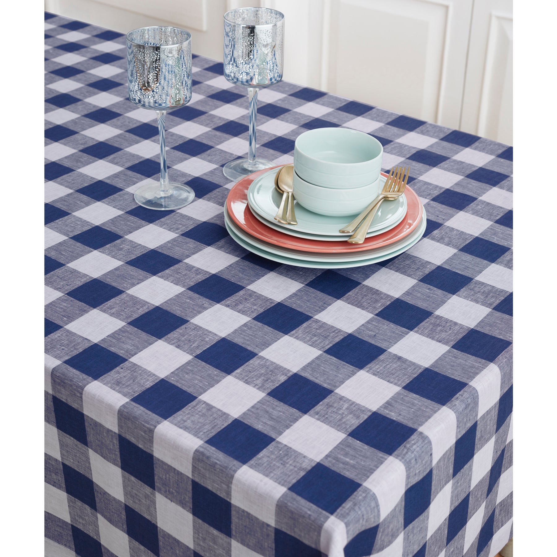 Buffalo Check Tablecloth - Red and Black Plaid Cotton Table Cover for Kitchen, Dining Room, and Picnic - Perfect for Holiday Decor and Outdoor Gatherings