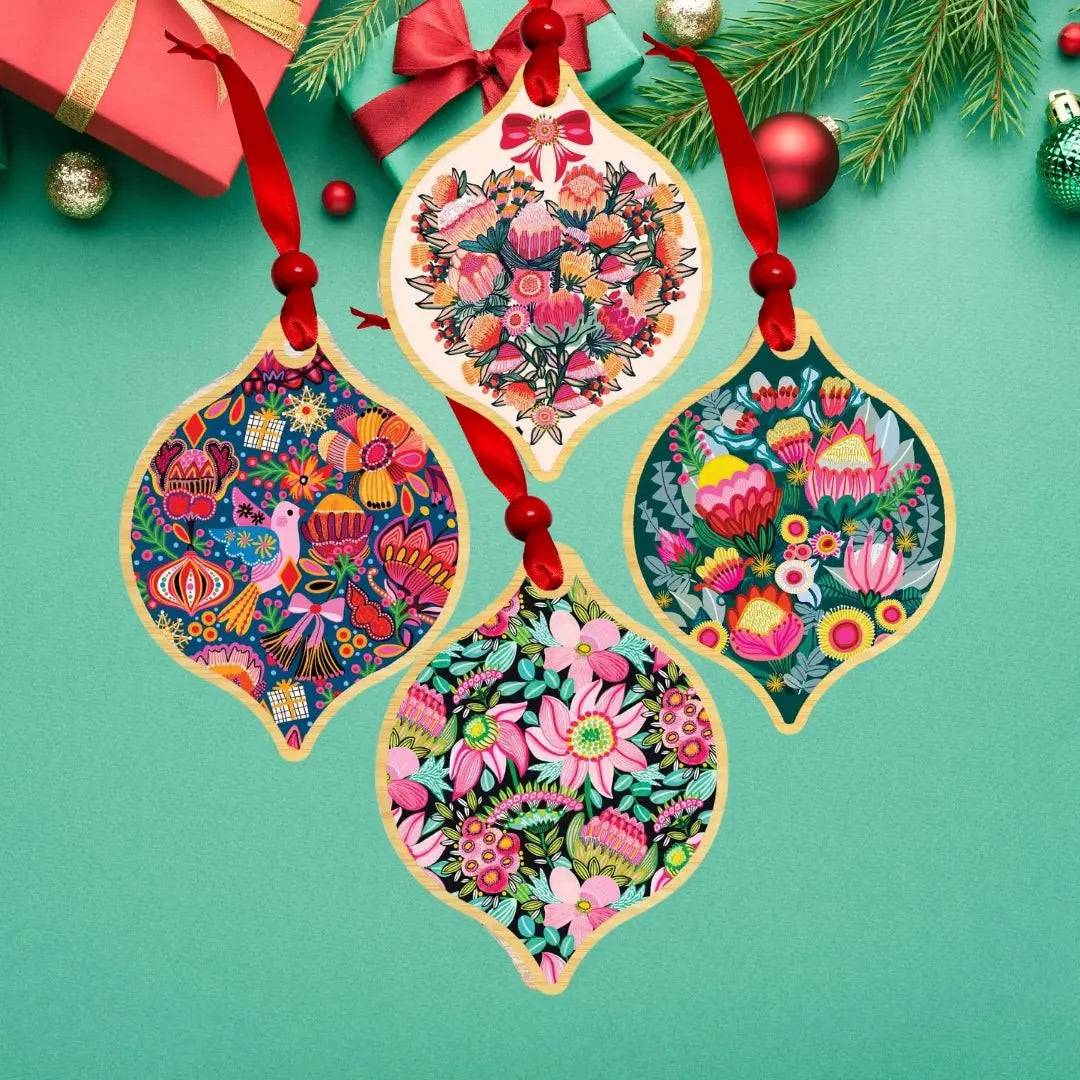 Australian Christmas Ornament Bauble Set - 12 Pack Handmade Holiday Tree Decorations for Xmas, Festive Home & Office Decor - Perfect for Christmas Tree, Gift Exchange & Holiday Party Decorations