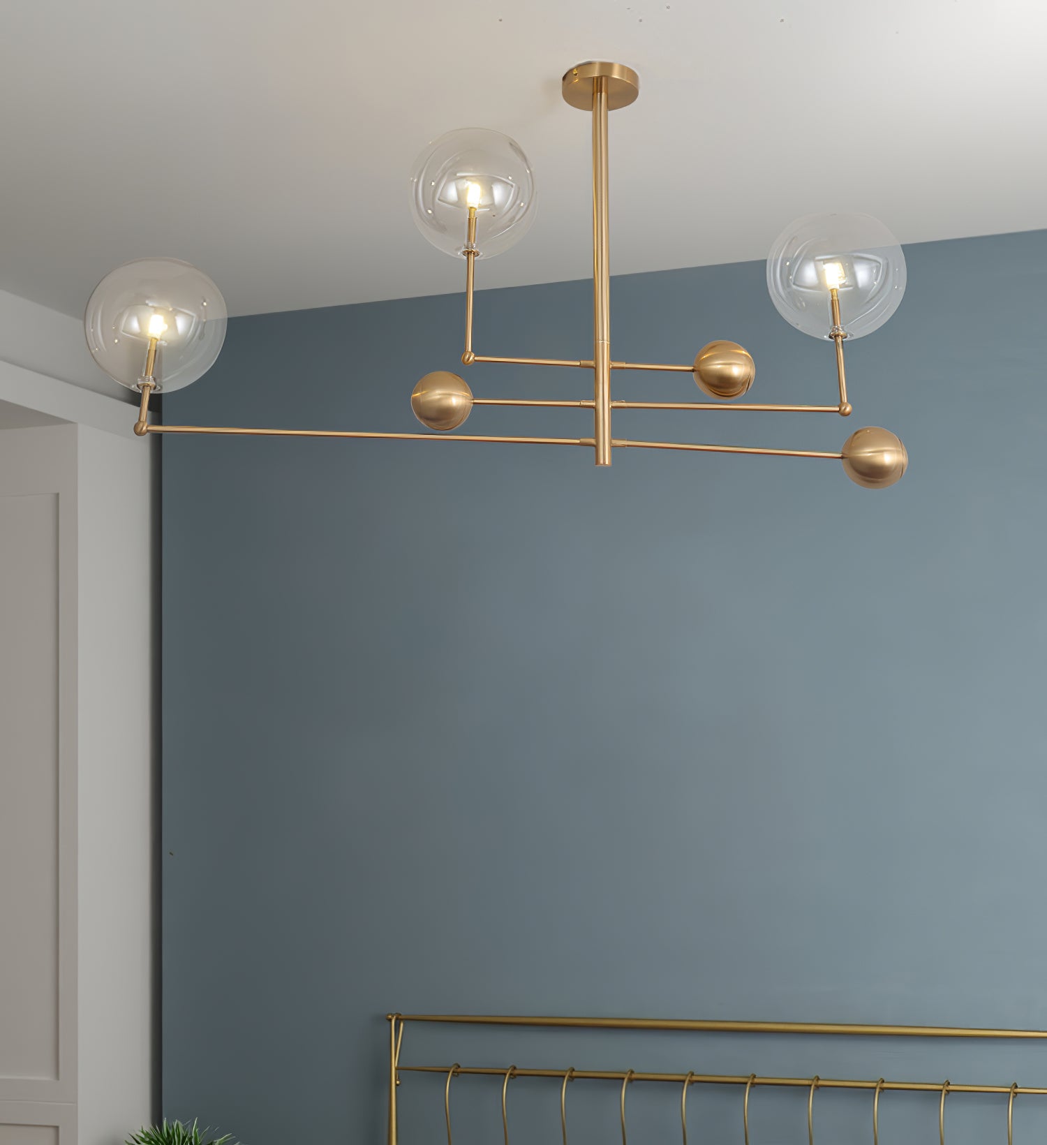 Elegant Glass Globe Chandelier - Modern Crystal Ceiling Light Fixture for Dining Room, Living Room, Bedroom Decor | Energy Efficient LED Lighting | Easy Installation Home Lighting Solution