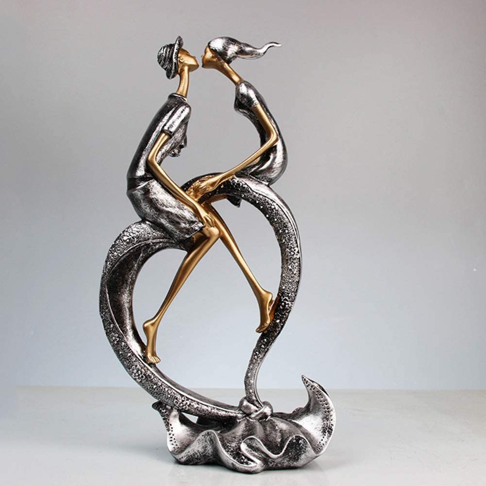 Romantic Couple Resin Home Decor - European Style Handcrafted Figurines for Living Room, TV Cabinet, Bedroom & Office Desk | Perfect Housewarming Gift & Wedding Anniversary Present