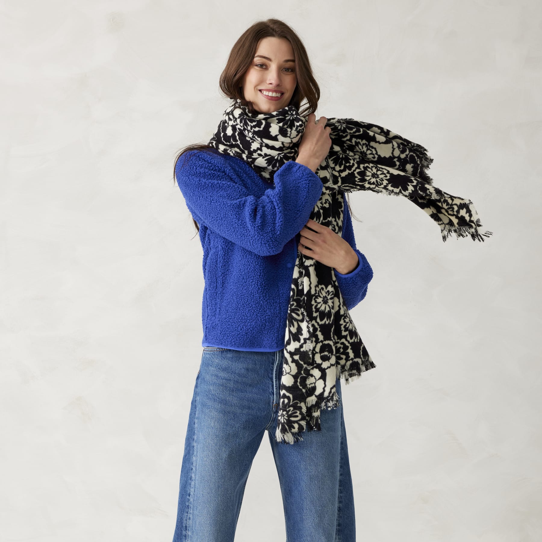 Cozy Fleece Blanket Wrap for Women - Soft & Warm Winter Shawl - Perfect for Home, Office, and Travel Use