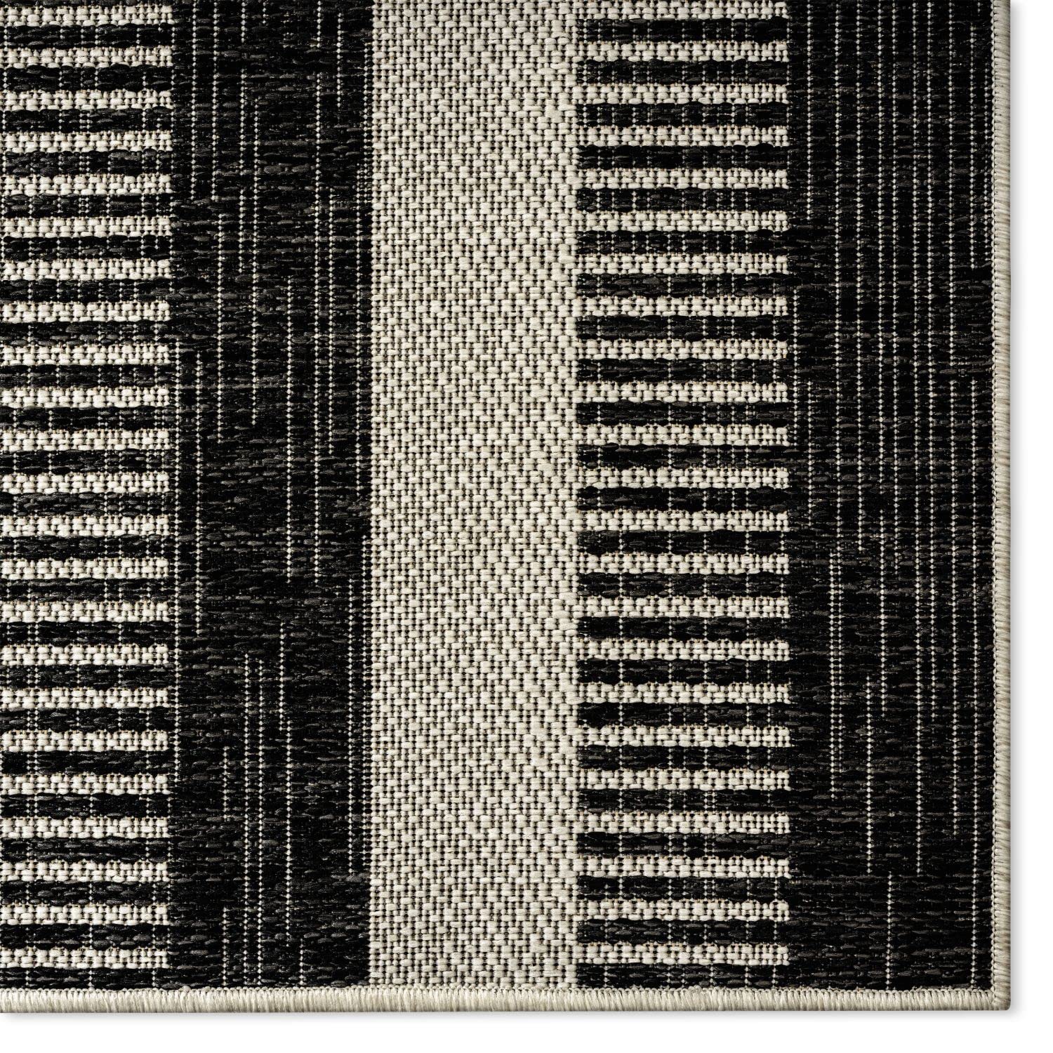 Nicole Miller New York Patio Country Charlotte Modern Stripe Indoor/Outdoor Area Rug - Black & Grey - 7'9