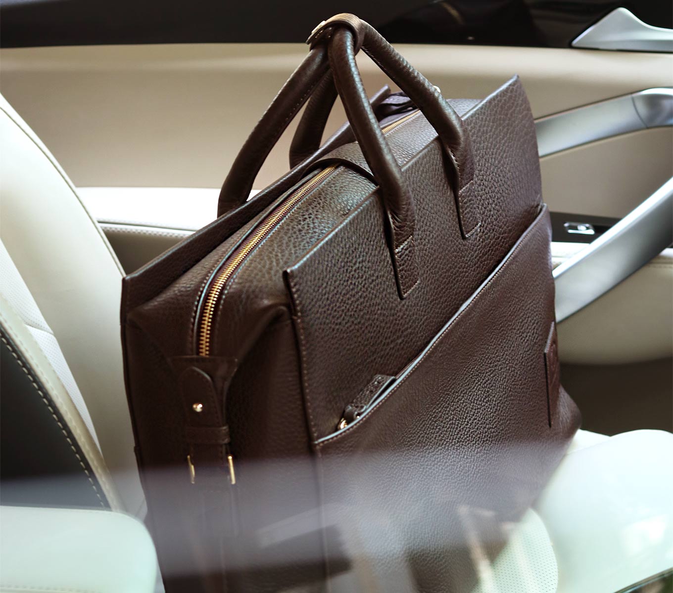 Crusader Large - Premium Quality Crusader for Home, Office & Outdoor Use | Durable & Stylish Design for Everyday Essentials
