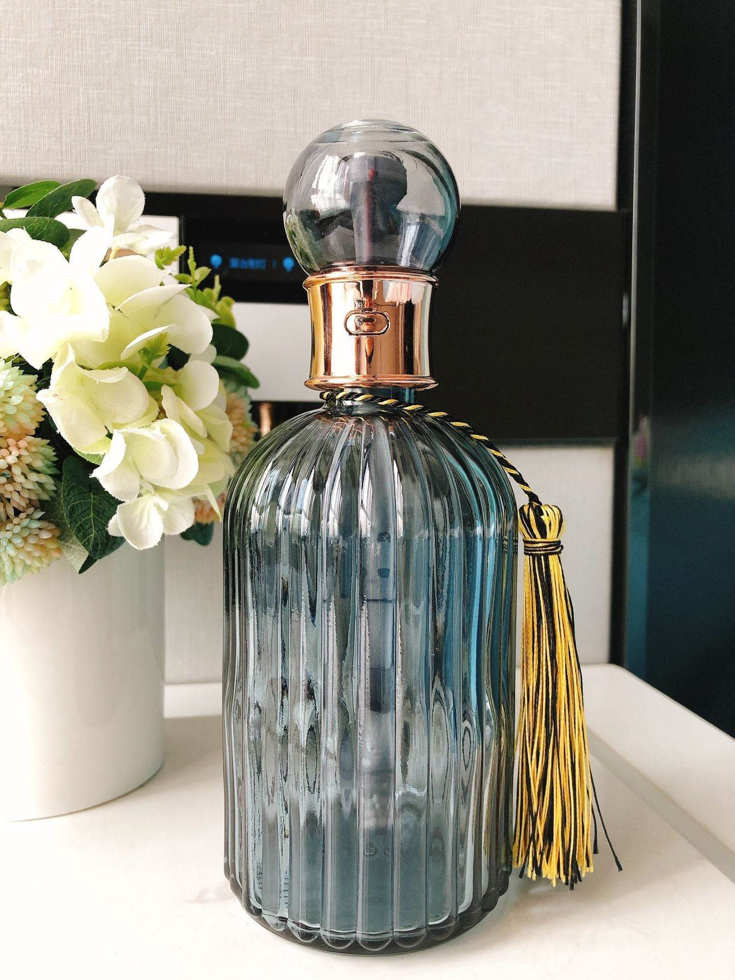 Elegant Perfume-Shaped Glass Essential Oil Diffuser & Humidifier - Perfect for Aromatherapy, Home Spa, and Office Relaxation
