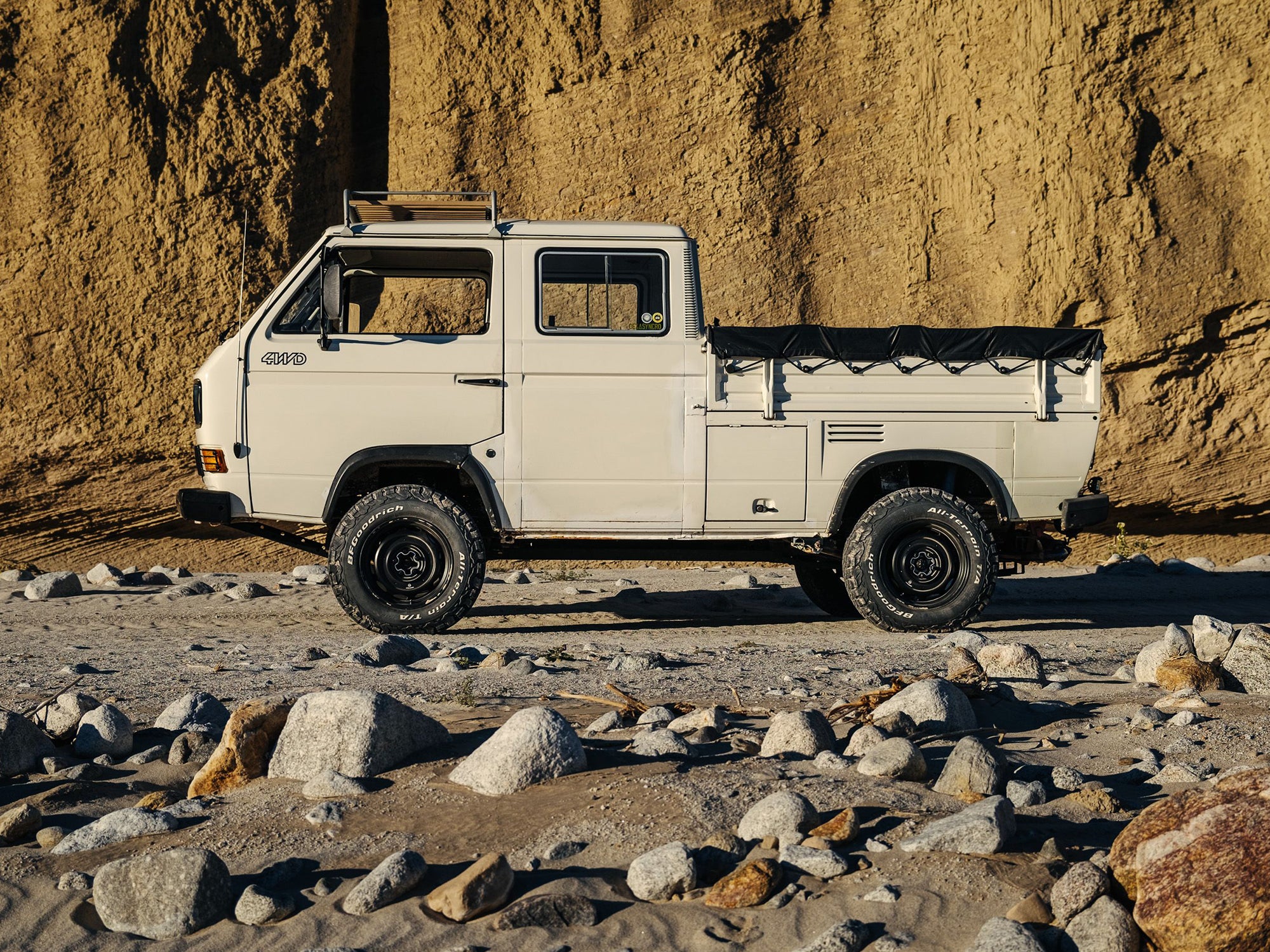 16 Inch Alloy Wheels for Mobelwagen Interceptor - Premium Replacement Rims for Bus & Vanagon - Perfect for Off-Road Adventures & Custom Upgrades
