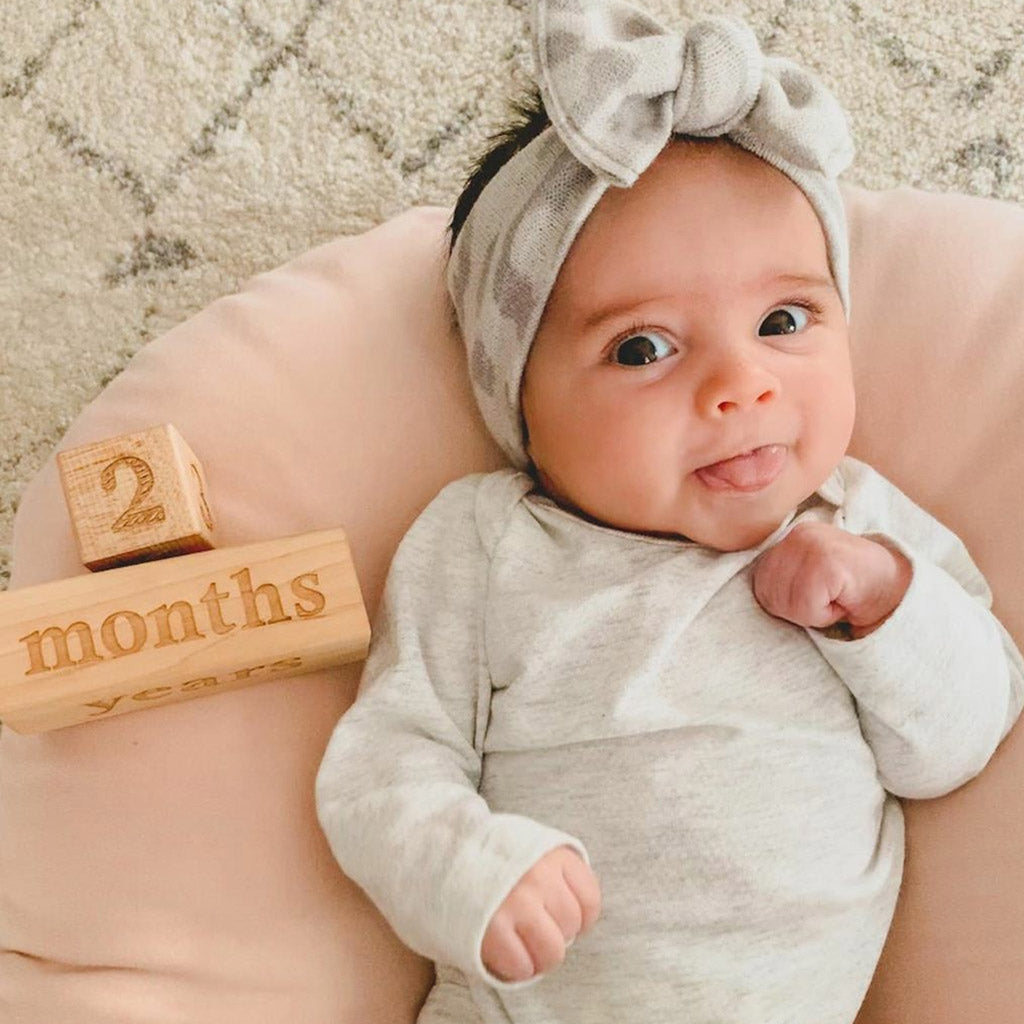 Baby Milestone Blocks - Wooden Photo Props for Monthly Growth Tracking | Perfect for Newborn Photography, First Birthday, and Nursery Decor
