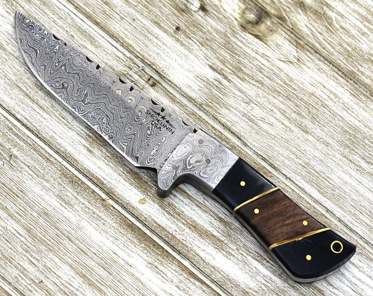 Premium Damascus Steel Knife with Horn & Rosewood Handle - High-Performance Kitchen Knife for Chefs, Home Cooking & Outdoor Camping