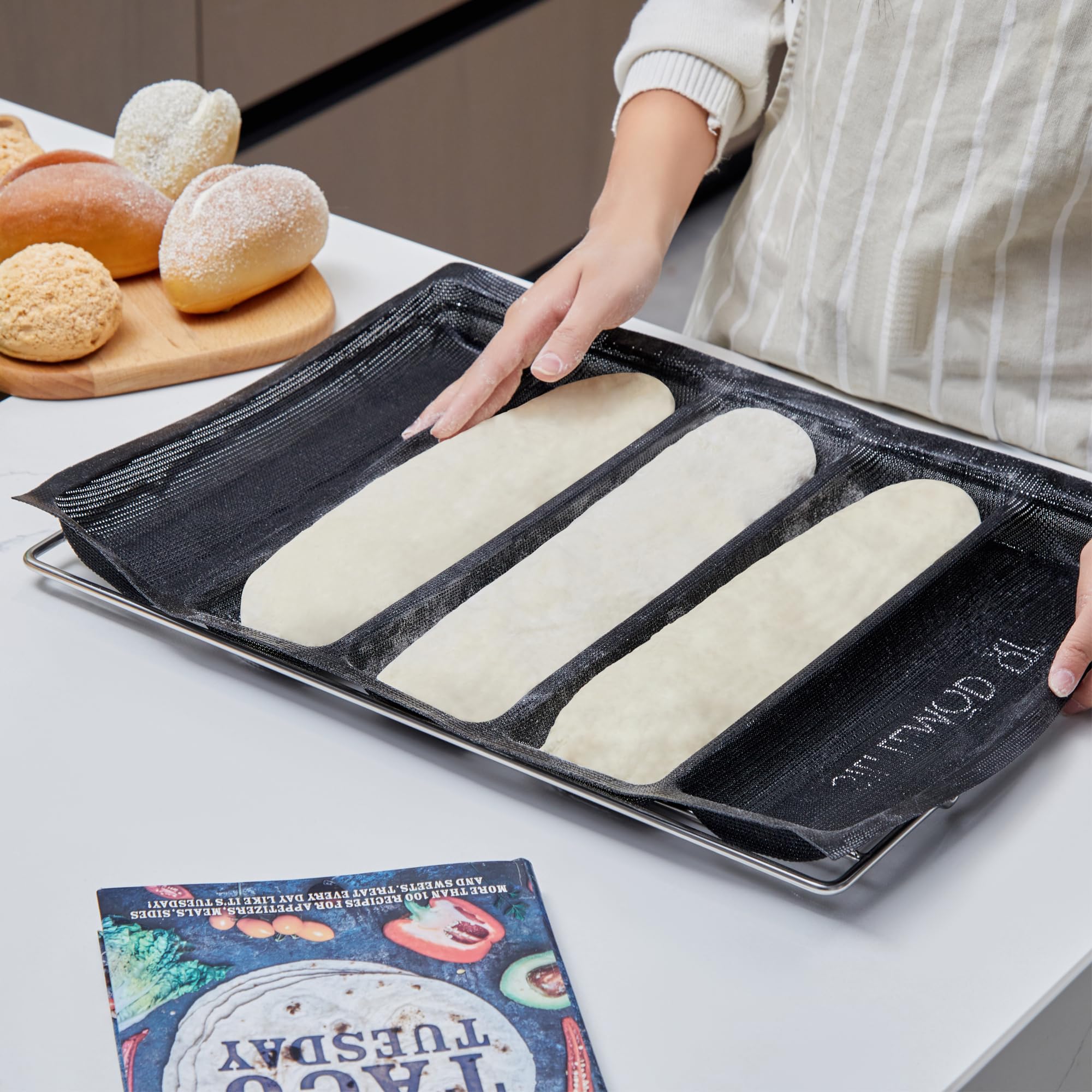 SIFLEMOD Silicone Baguette Mold - Non-Stick French Bread Flexi Mesh Pan, Perforated Sandwich Baking Liners, Silicone Bread Baking Forms (5 Loaf, Black) | Perfect for Home Baking, Artisan Bread Making, and Professional Kitchen Use