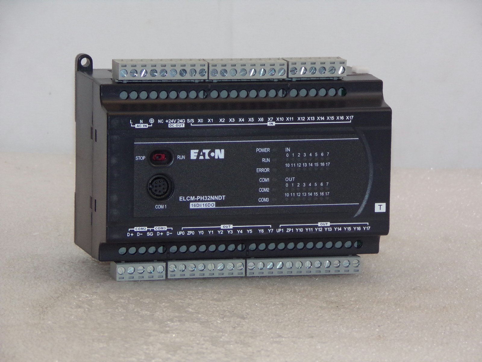 EATON ELCM-PH32NNDT Programmable Logic Controller - 32 I/O, 110VAC, 400mA at 24VDC - Industrial Automation & Control System for Manufacturing & Machinery
