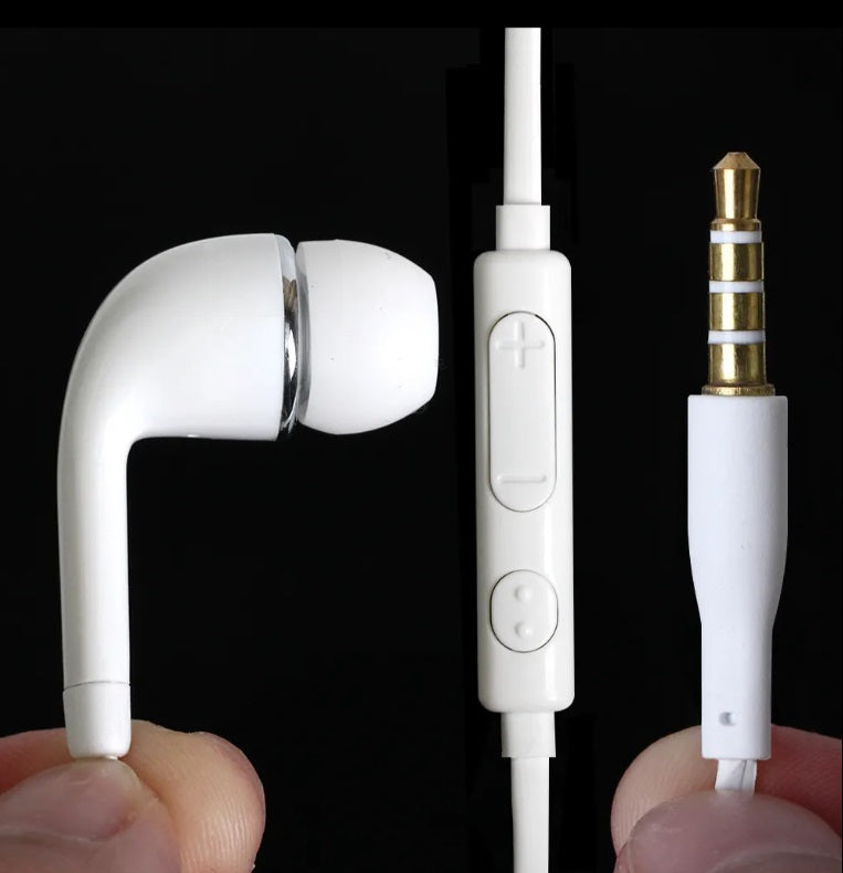 3.5mm Wired Earbuds with Microphone - High-Quality Stereo Sound for Running, Gaming & Travel - Noise Isolating In-Ear Headphones for iPhone, Android & Laptops