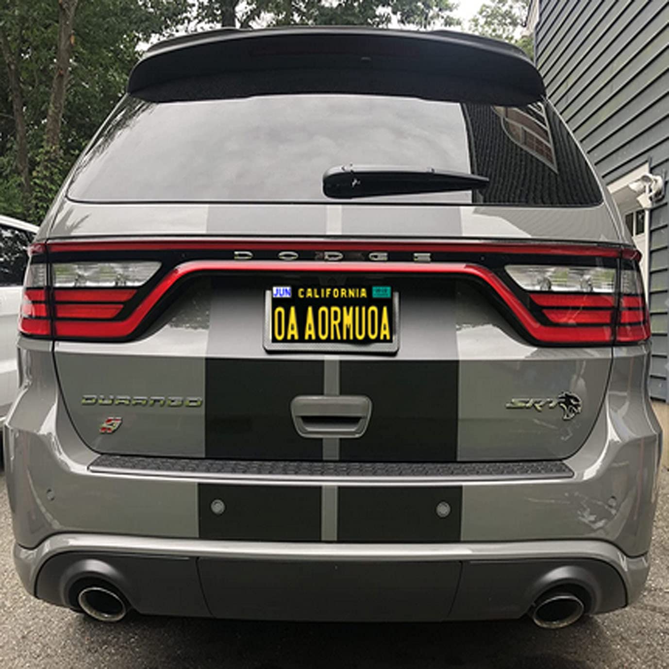 2 Pack Heavy Duty Black Aluminum Carbon Fiber License Plate Frame Holder - Universal Fit for Cars, Trucks & SUVs - Durable & Stylish for Everyday Driving & Customization