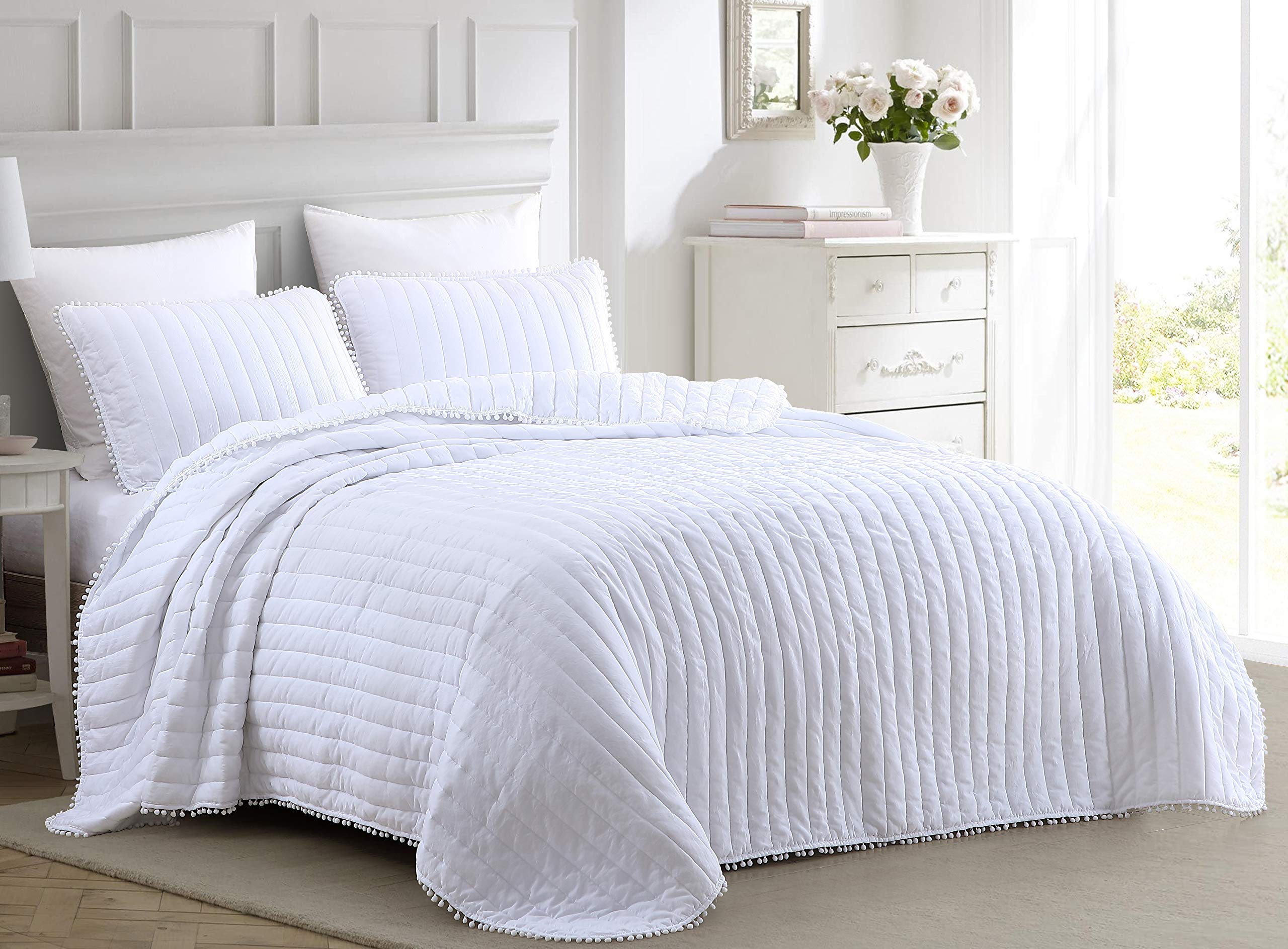 Chezmoi Collection Iris 2-Piece White Pom Pom Quilt Set - Twin Size Ball Fringe Channel Stitch Quilted Bedspread & Washed Microfiber Coverlet | Soft & Cozy Bedding for Girls Room, Guest Bedroom & Dorm Decor