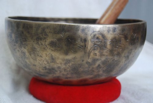 NHH 10 Inch Antique Tibetan Singing Bowl - Hand Hammered Meditation Bowl with Cushion & Striker - Perfect for Yoga, Sound Healing, and Mindfulness Practices