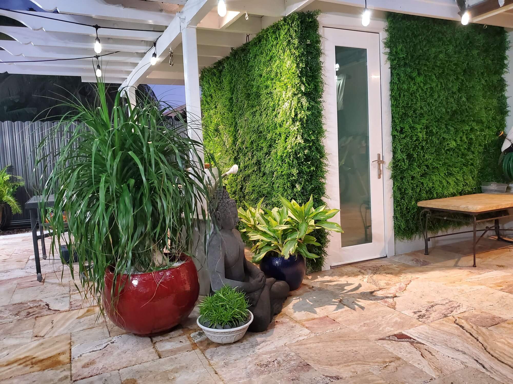 UV Resistant Artificial Fern Hedge Panel - 1m x 1m Fake Green Wall for DIY Vertical Garden | Perfect for Balcony Privacy, Office Decor & Outdoor Landscaping
