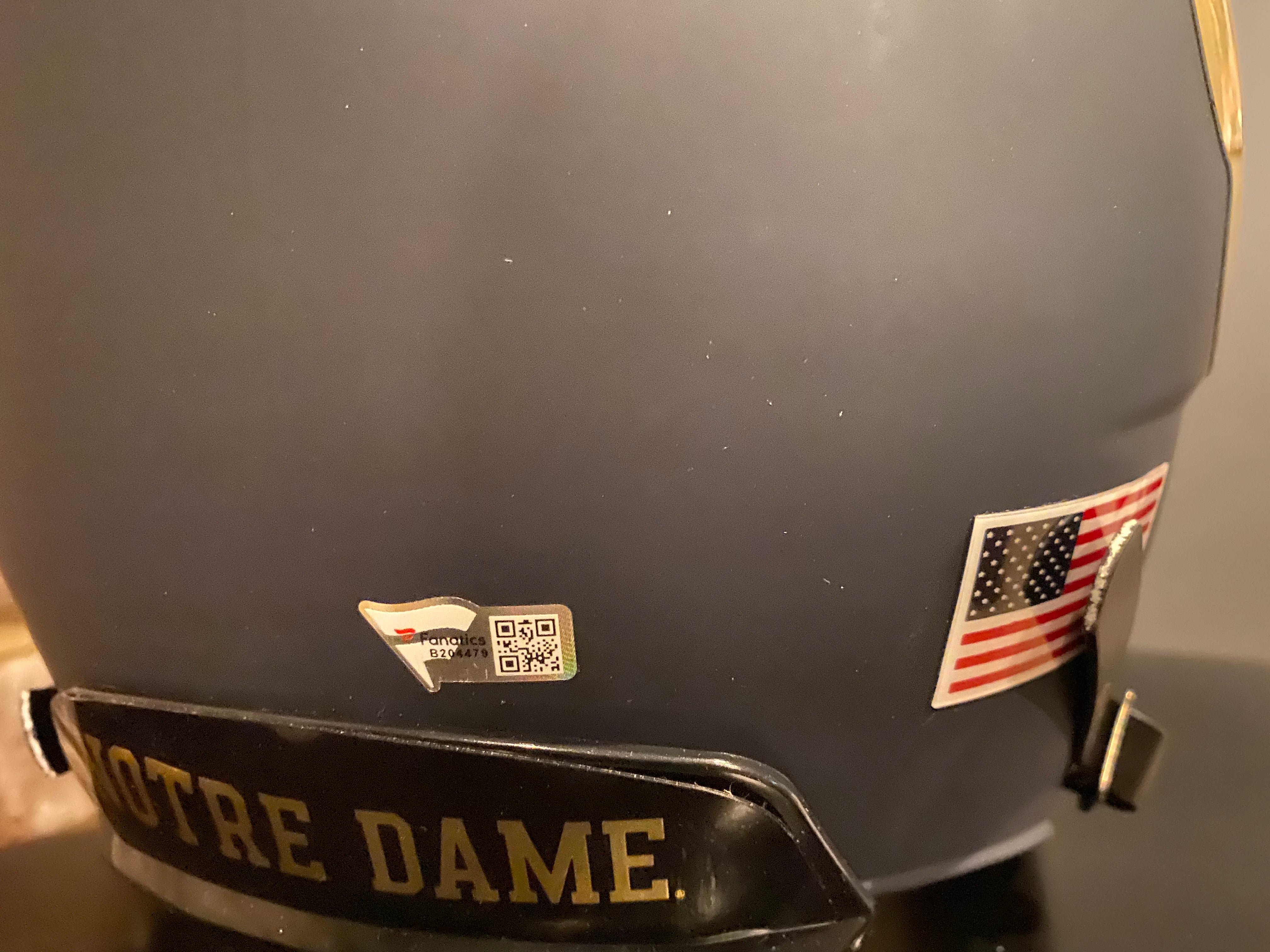 Joe Montana Autographed Full Size NFL Helmet - Limited Edition Shamrock Alternate - Perfect for Collectors, Sports Memorabilia Displays & 49ers Fan Gifts