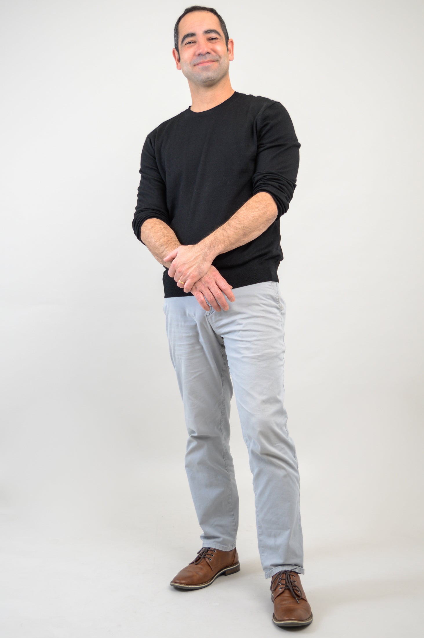 Premium Fraser Sweater for Men & Women - 100% Merino Wool, Soft & Warm Winter Pullover in Black - Perfect for Office, Travel & Outdoor Activities