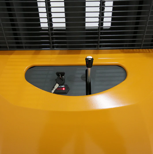Apollolift A 3016 Electric Stacker - 118