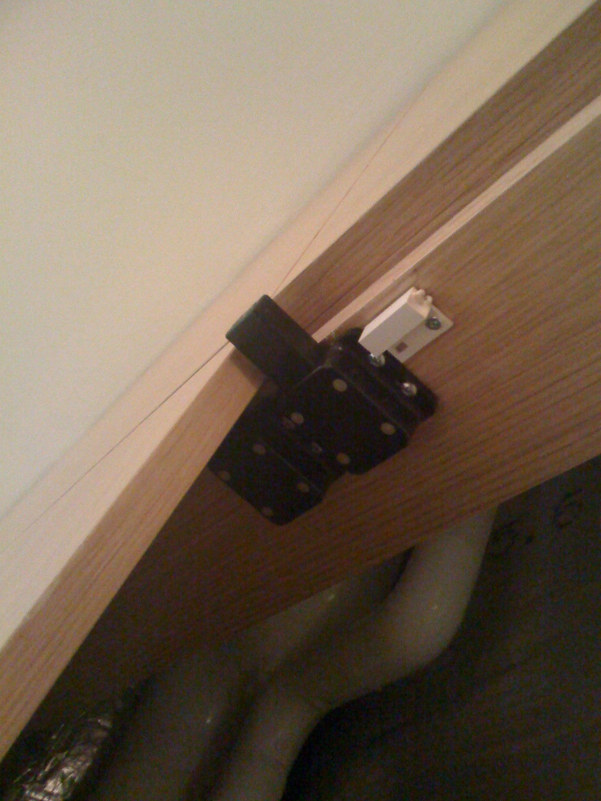 Magnetic Push Latch - Strong Cabinet & Drawer Latch for Kitchen, Bathroom, Furniture | Easy Installation & Secure Closure