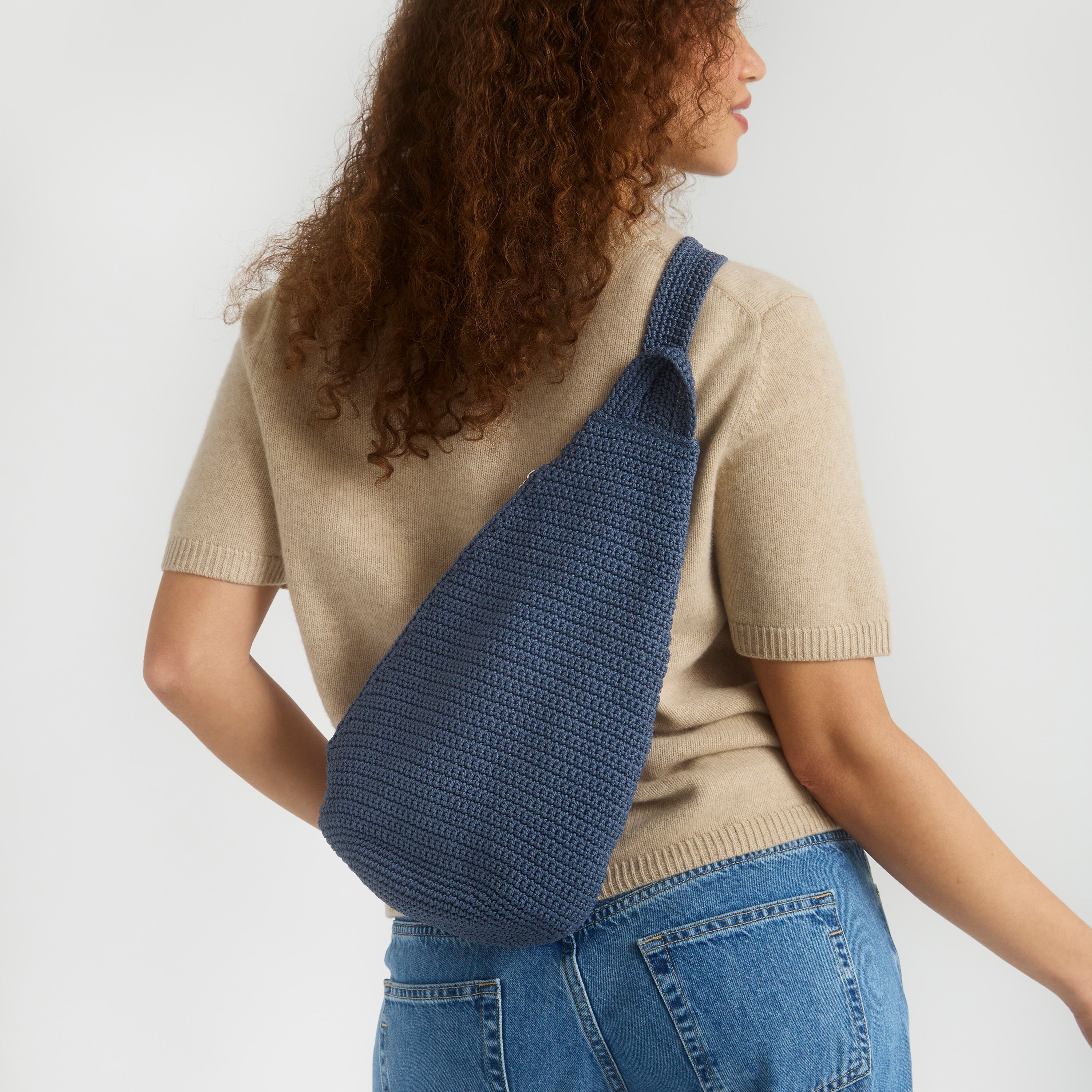 On The Go Sling Backpack - Lightweight Crossbody Travel Bag for Men & Women - Perfect for Hiking, Commuting & Everyday Use