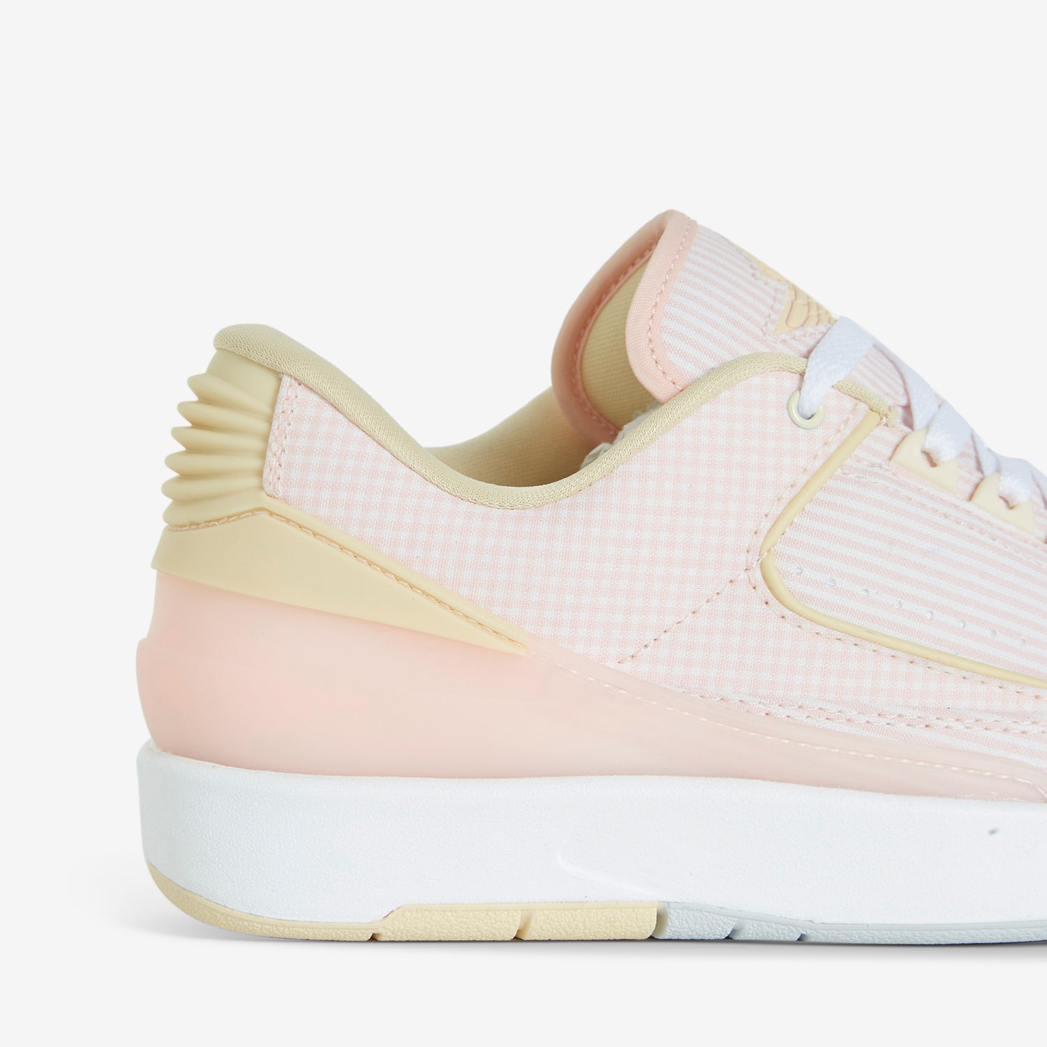 Air Jordan 2 Retro Low Atmosphere Sneakers - Pale Vanilla & White Colorway | Men's Basketball Shoes for Casual Wear & Street Style