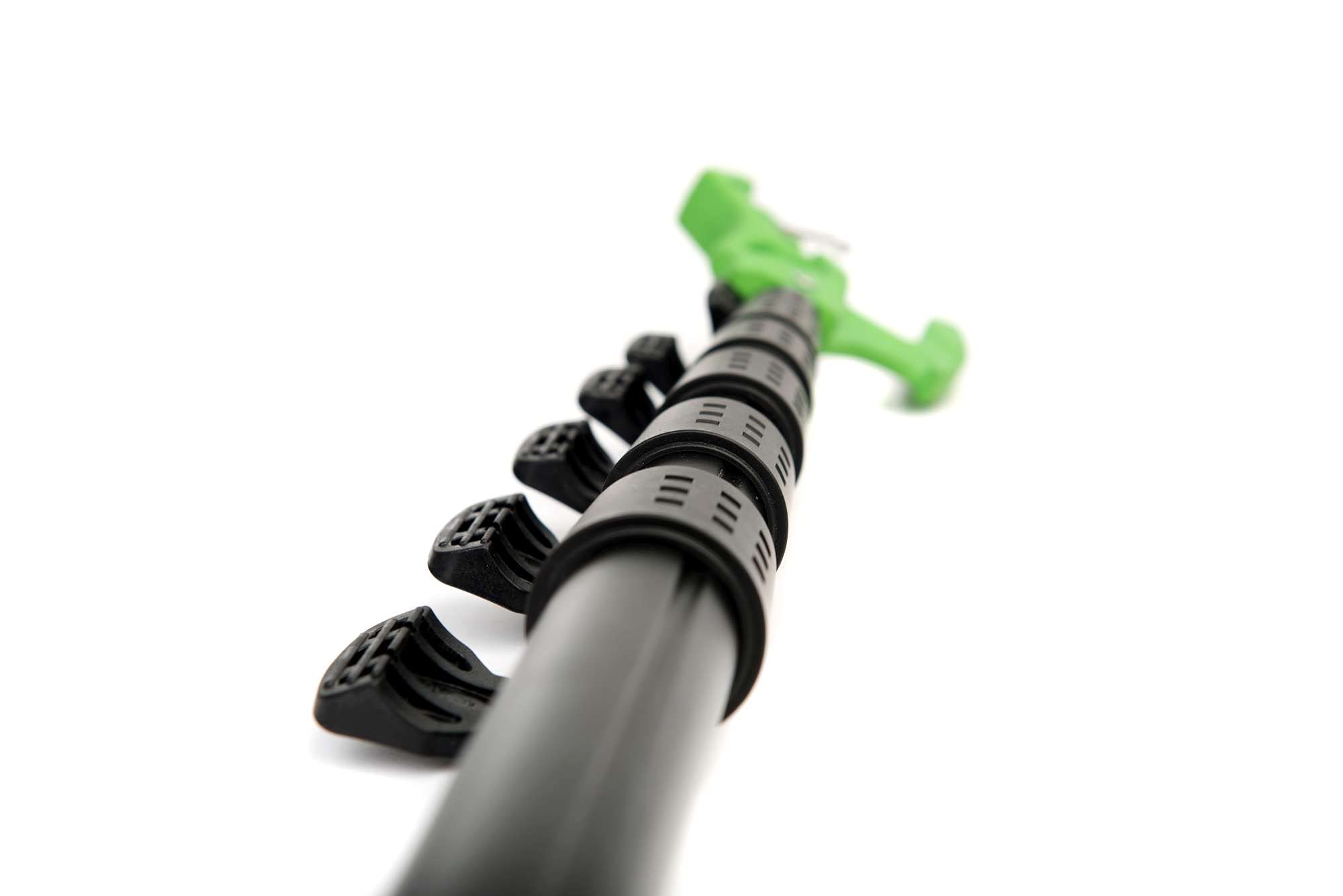 TRANGO Beta Stick Evo - Professional Rock Climbing Stick Clip Tool for Sport Climbing & Bouldering | Perfect for Safe Anchor Clipping & Route Setting | Durable Aluminum Construction for Outdoor Adventures