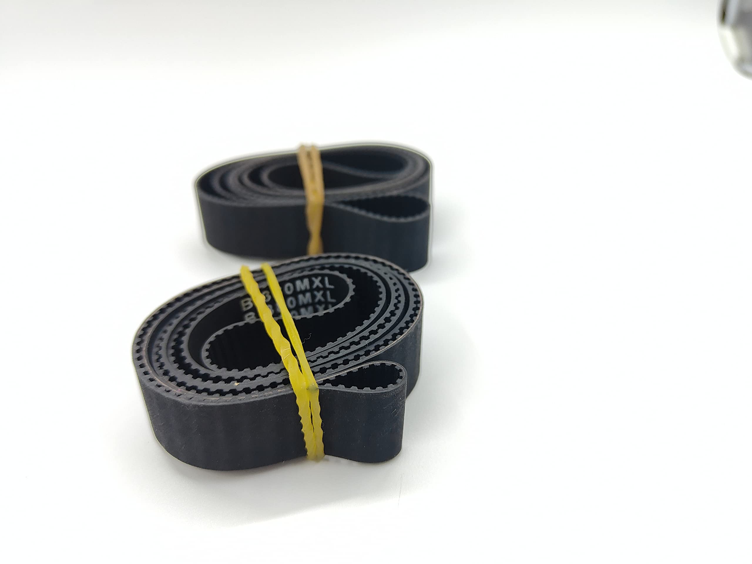 2-Pack A12210 N011005 Air Compressor Drive Belt Replacement for Dewalt - Compatible with Dewalt Air Compressors, Durable Rubber Belt for Smooth Operation - Perfect for Construction Sites, Workshops & DIY Projects