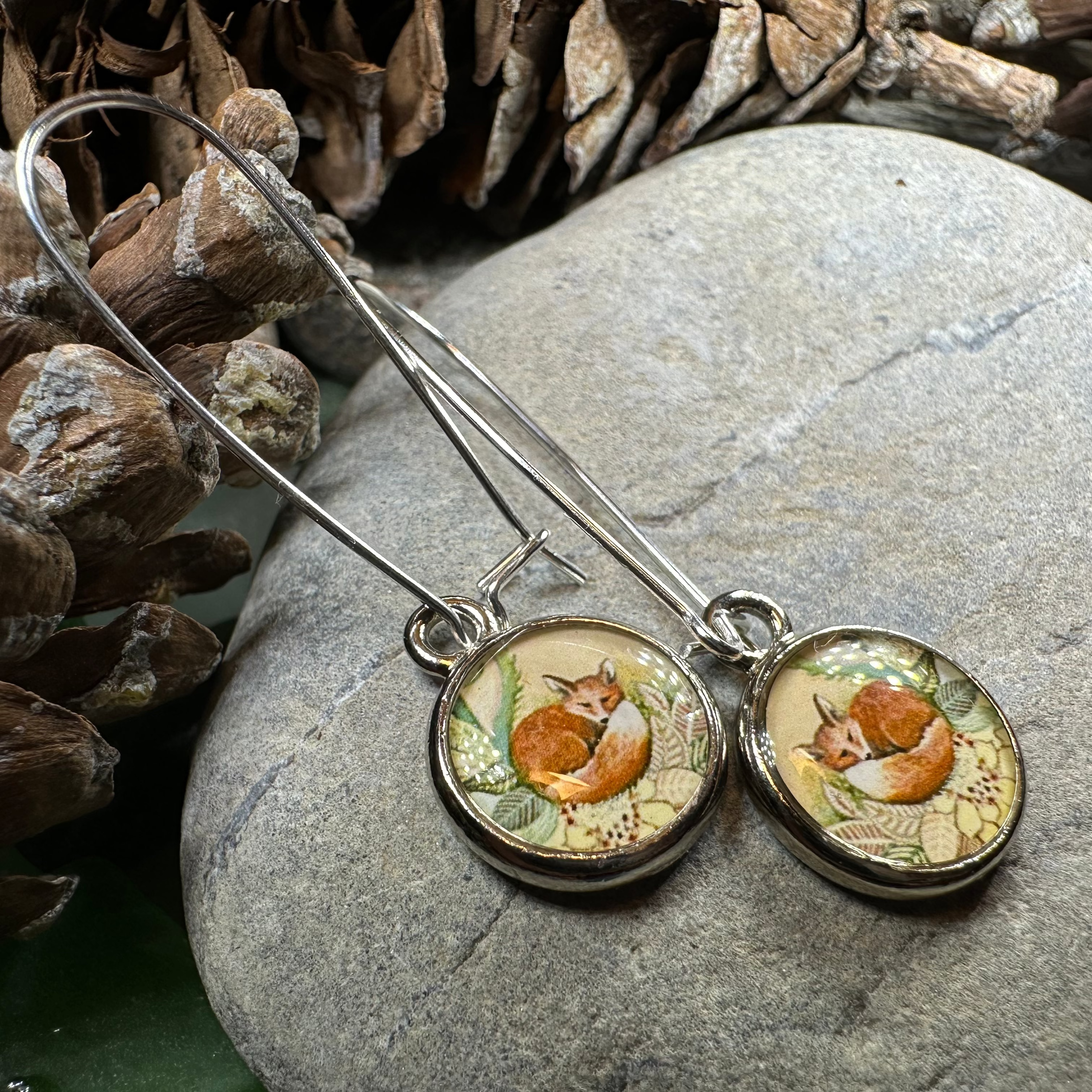 Stylish Autumn Fox Earrings for Women - Cute Animal Jewelry for Fall Outfits & Halloween Costume Accessories