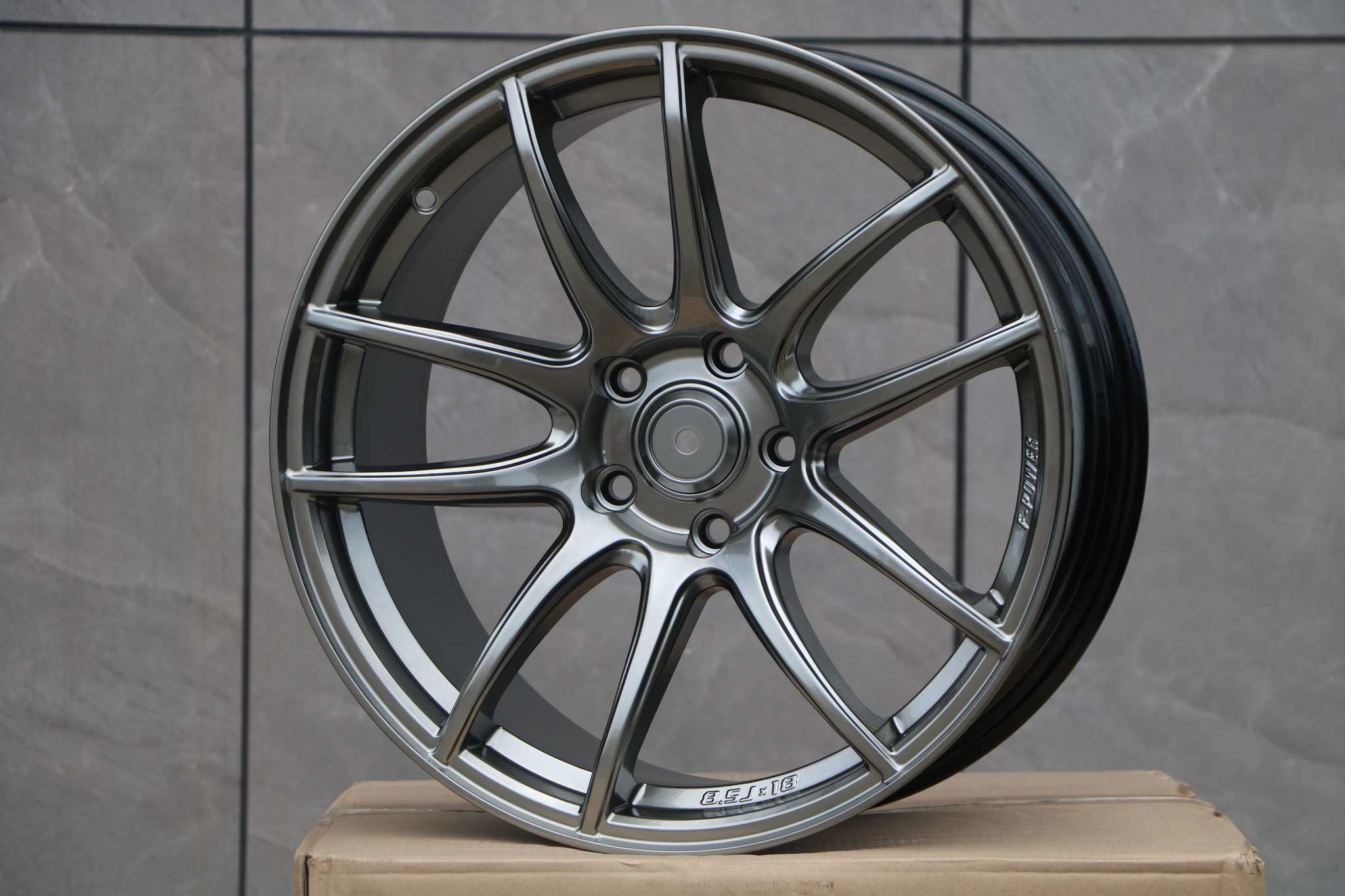 18-Inch Chrome CR Style Alloy Wheels - Lightweight & Durable for Cars, Trucks & SUVs - Perfect for Street Performance & Custom Upgrades