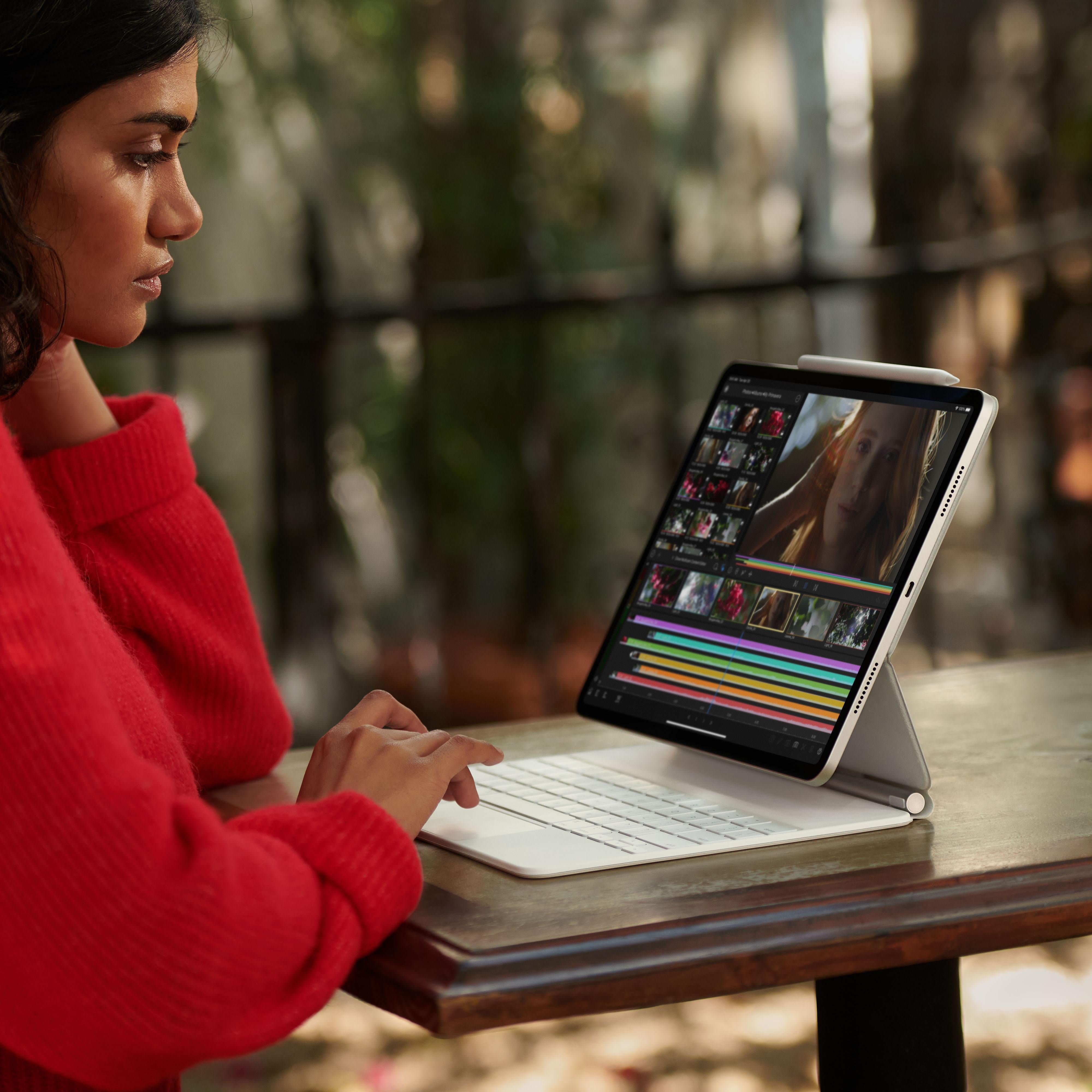 Apple iPad Pro 12.9-inch (2022) Wi-Fi 128GB Space Gray - Latest Model with M2 Chip, Liquid Retina XDR Display | Perfect for Graphic Design, Video Editing & Remote Work